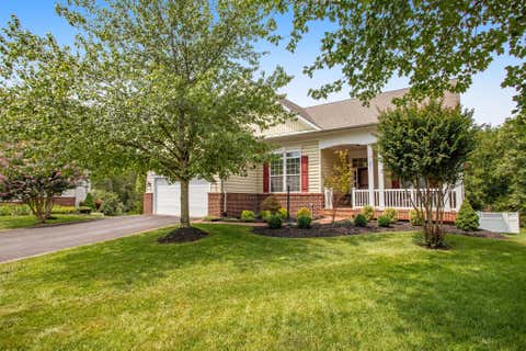 Photo of 9450 Raith Court, BRISTOW, VA 20136 (MLS # VAPW2128128)