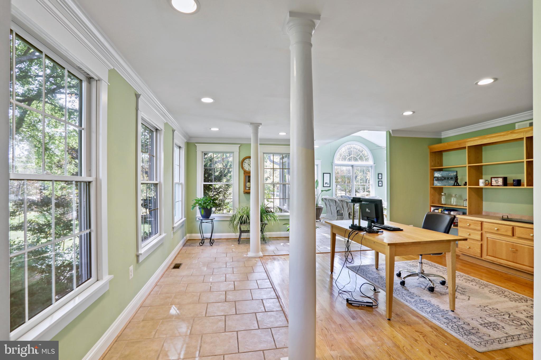 11102 FAIRFAX STATION ROAD