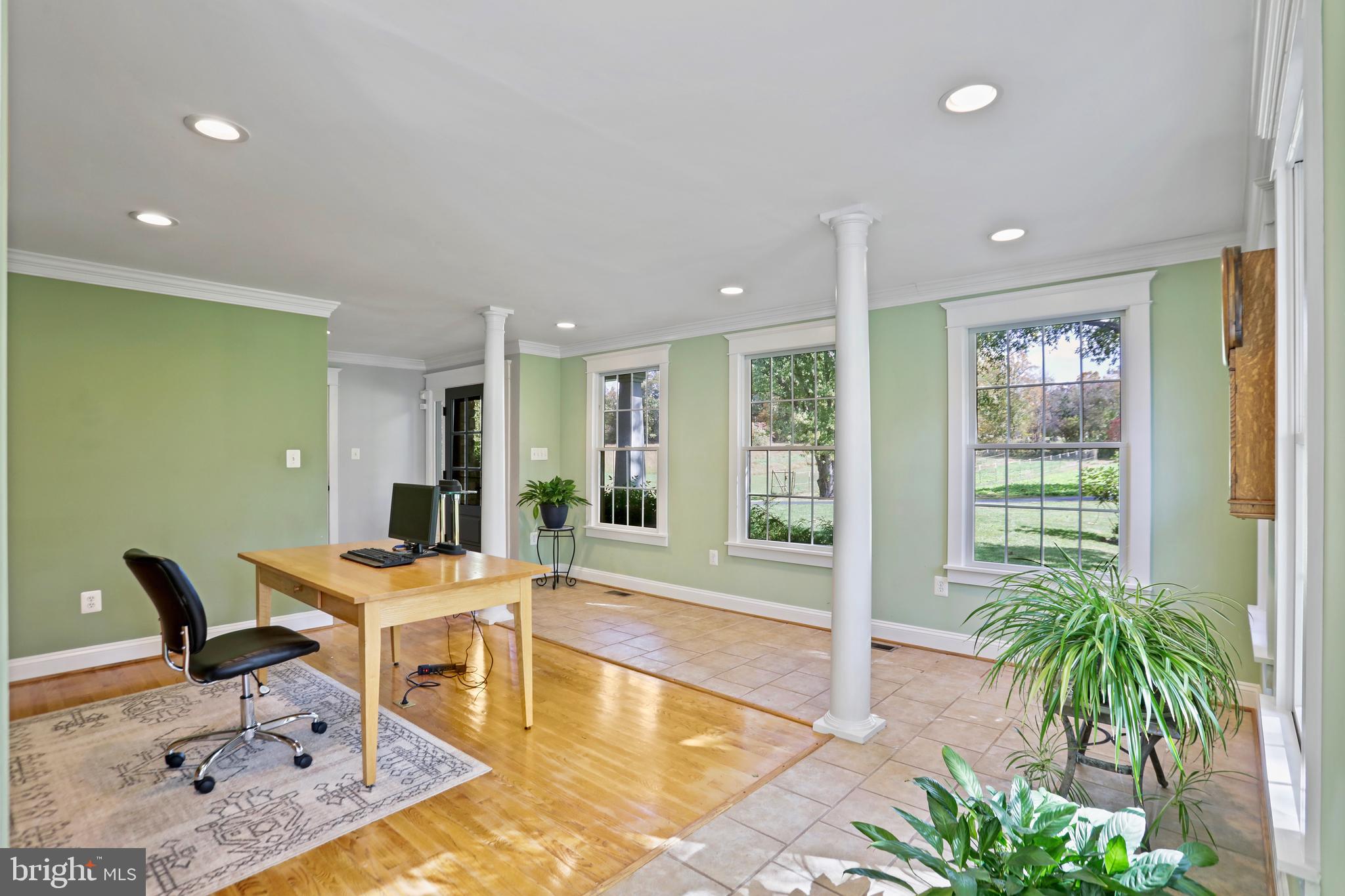 11102 FAIRFAX STATION ROAD