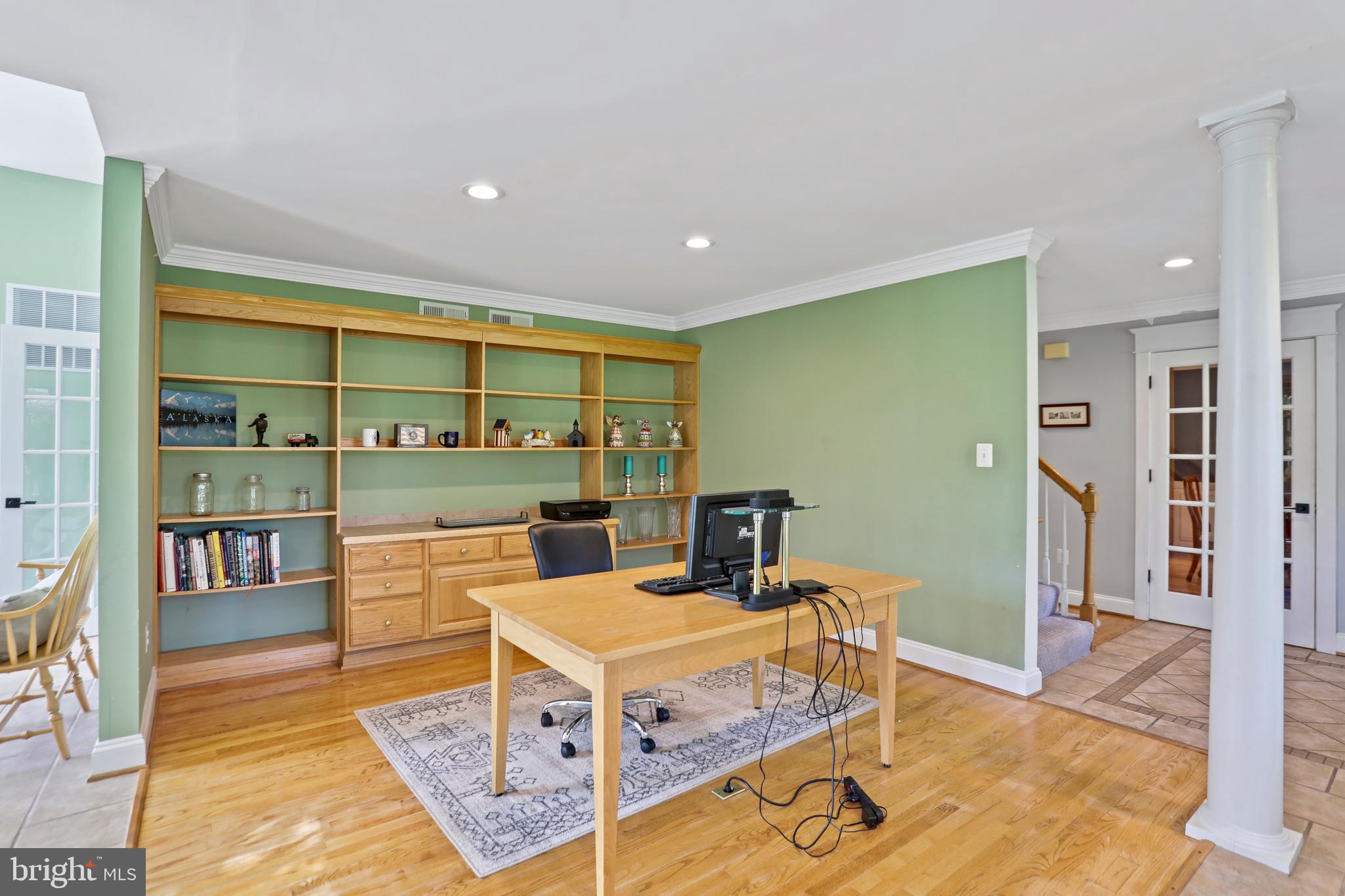 11102 FAIRFAX STATION ROAD