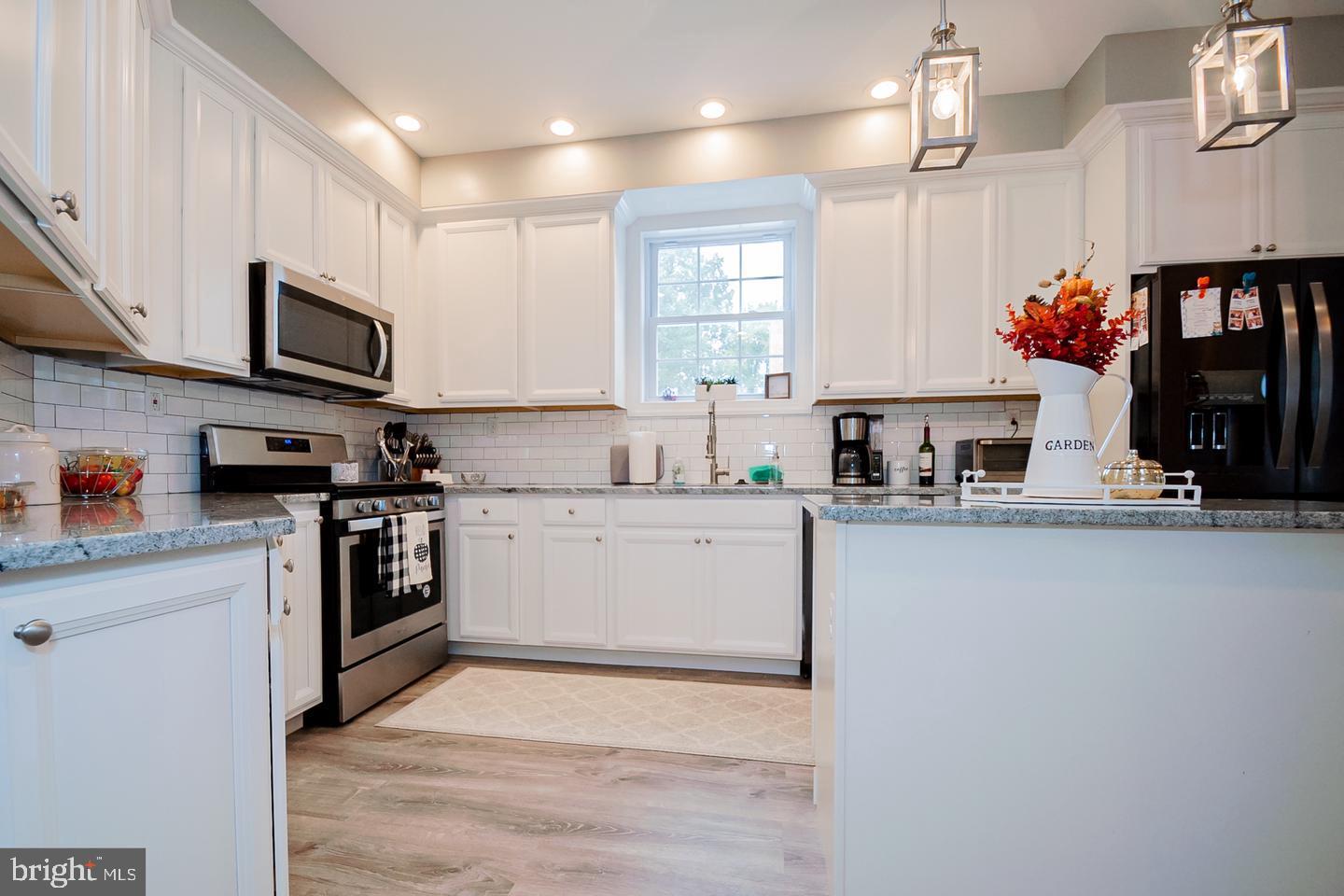 CEDAR HEIGHTS - Residential