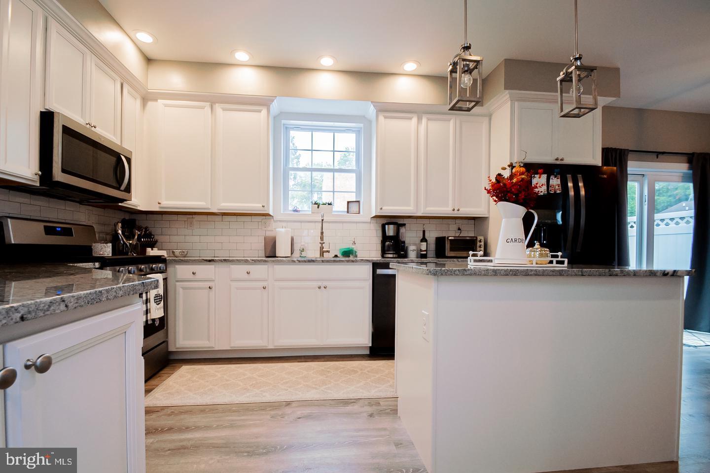 CEDAR HEIGHTS - Residential