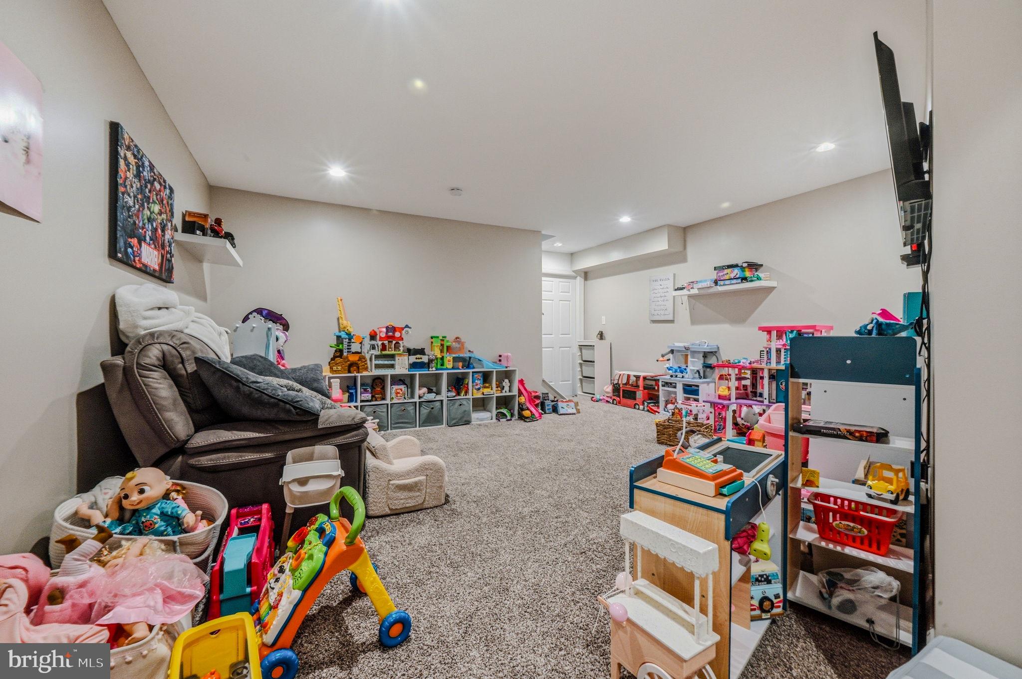 CEDAR HEIGHTS - Residential