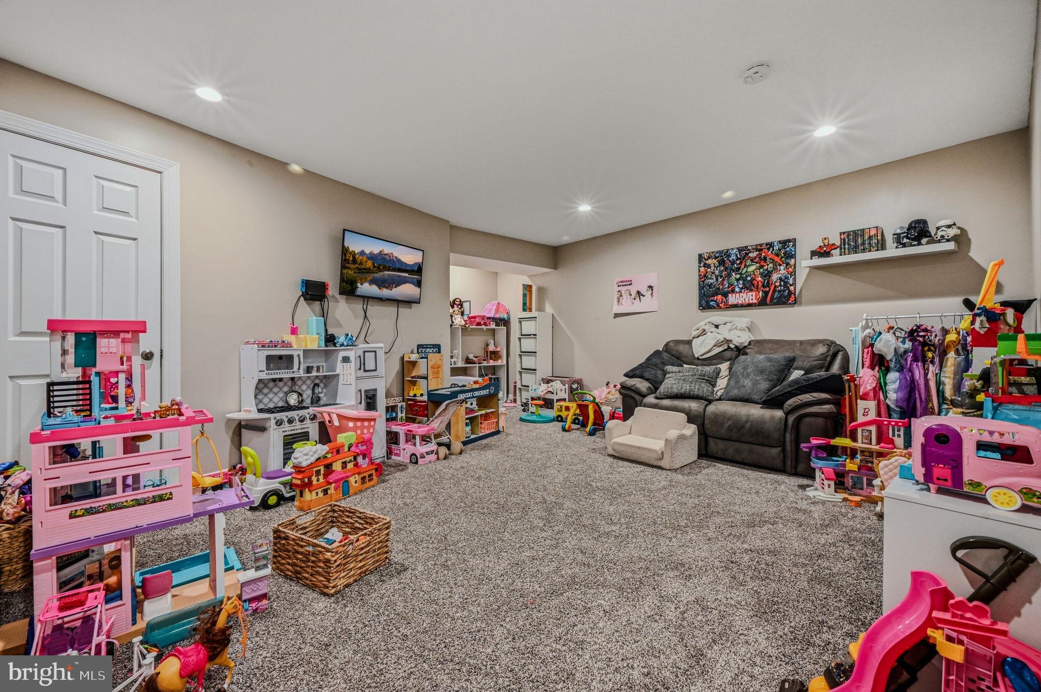 CEDAR HEIGHTS - Residential