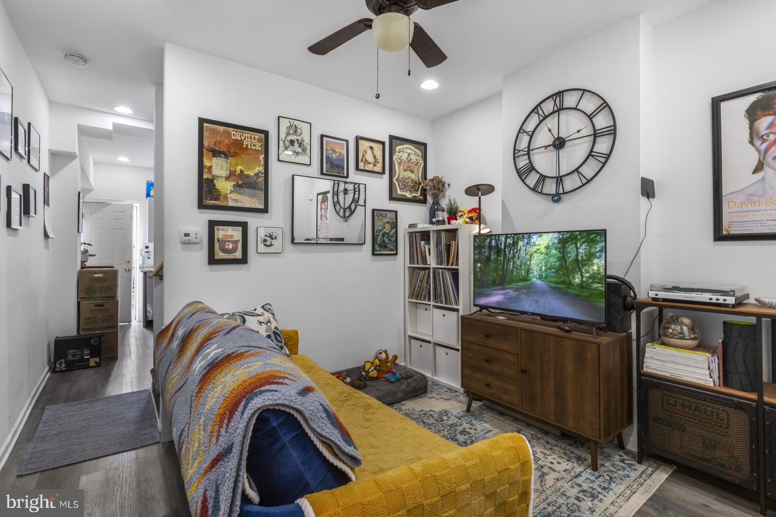 EAST KENSINGTON - Residential Lease