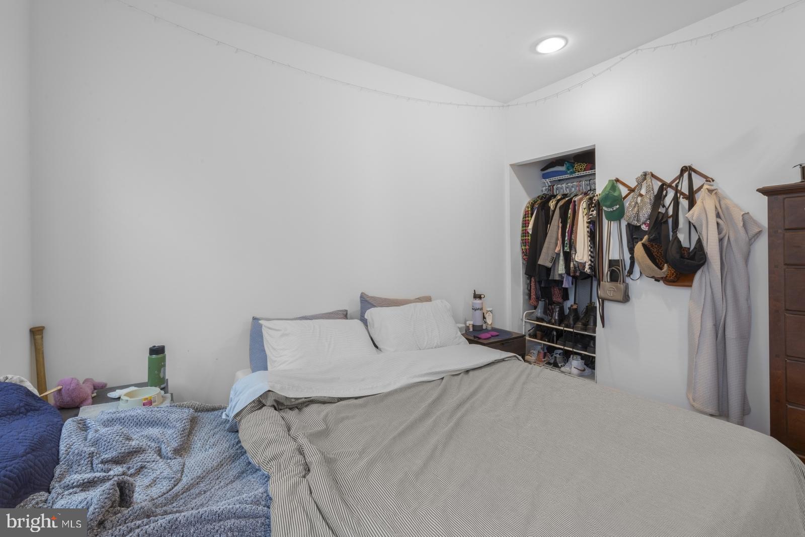 EAST KENSINGTON - Residential Lease