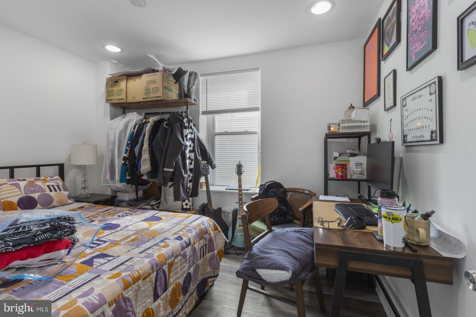 EAST KENSINGTON - Residential Lease