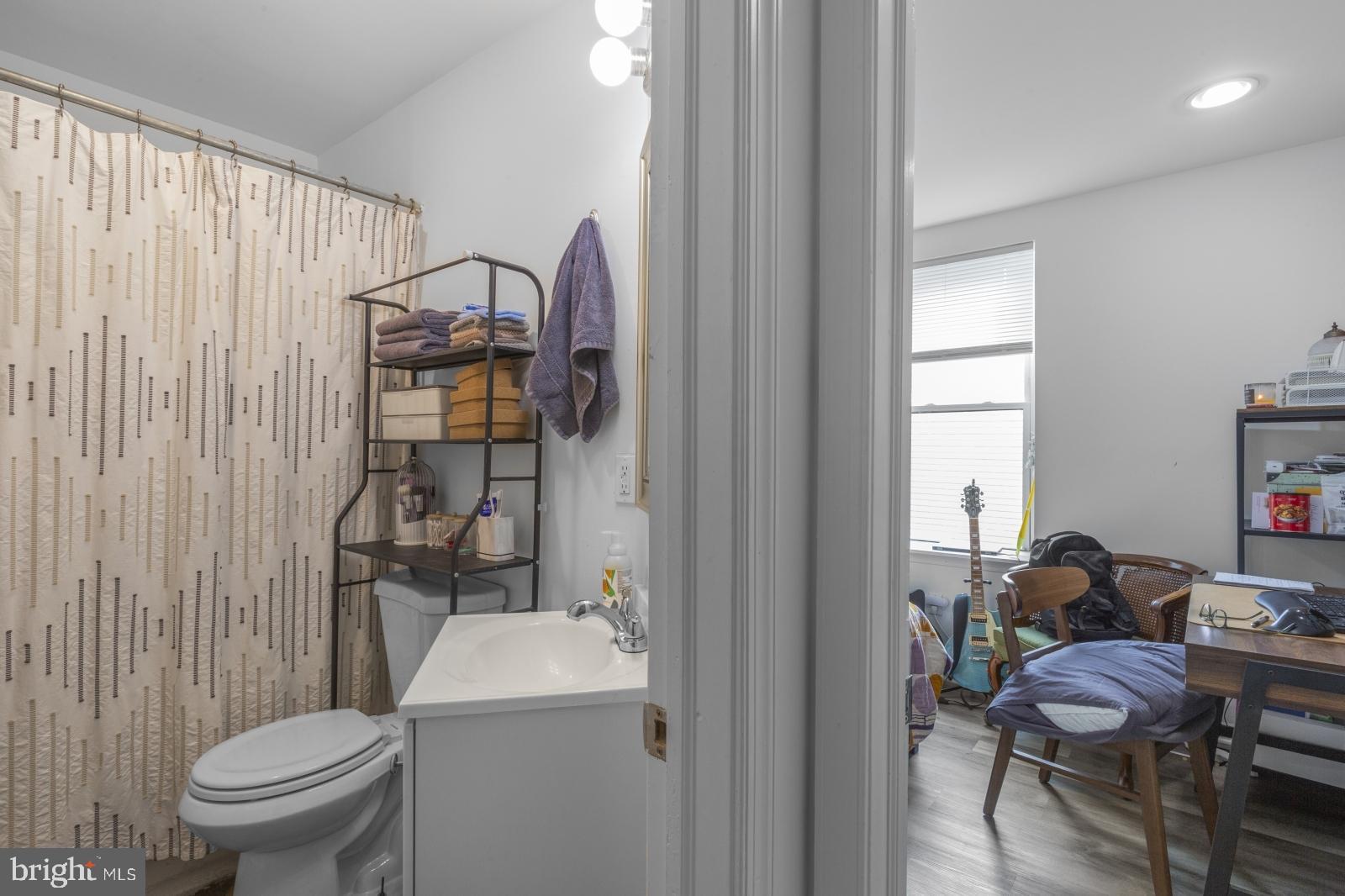 EAST KENSINGTON - Residential Lease