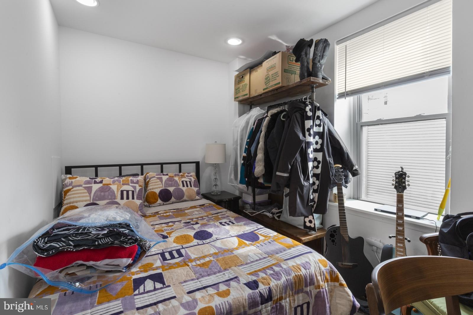 EAST KENSINGTON - Residential Lease