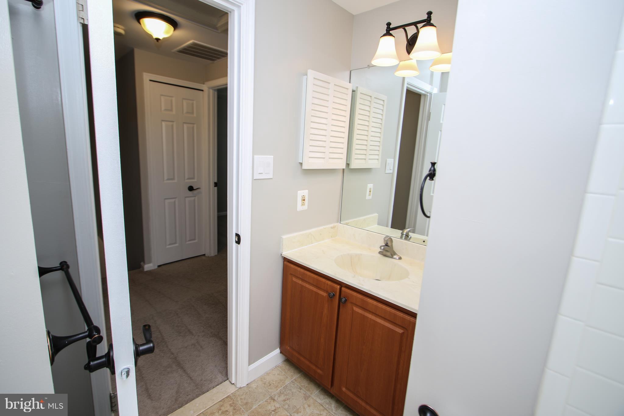 FOX MILL ESTATES - Residential