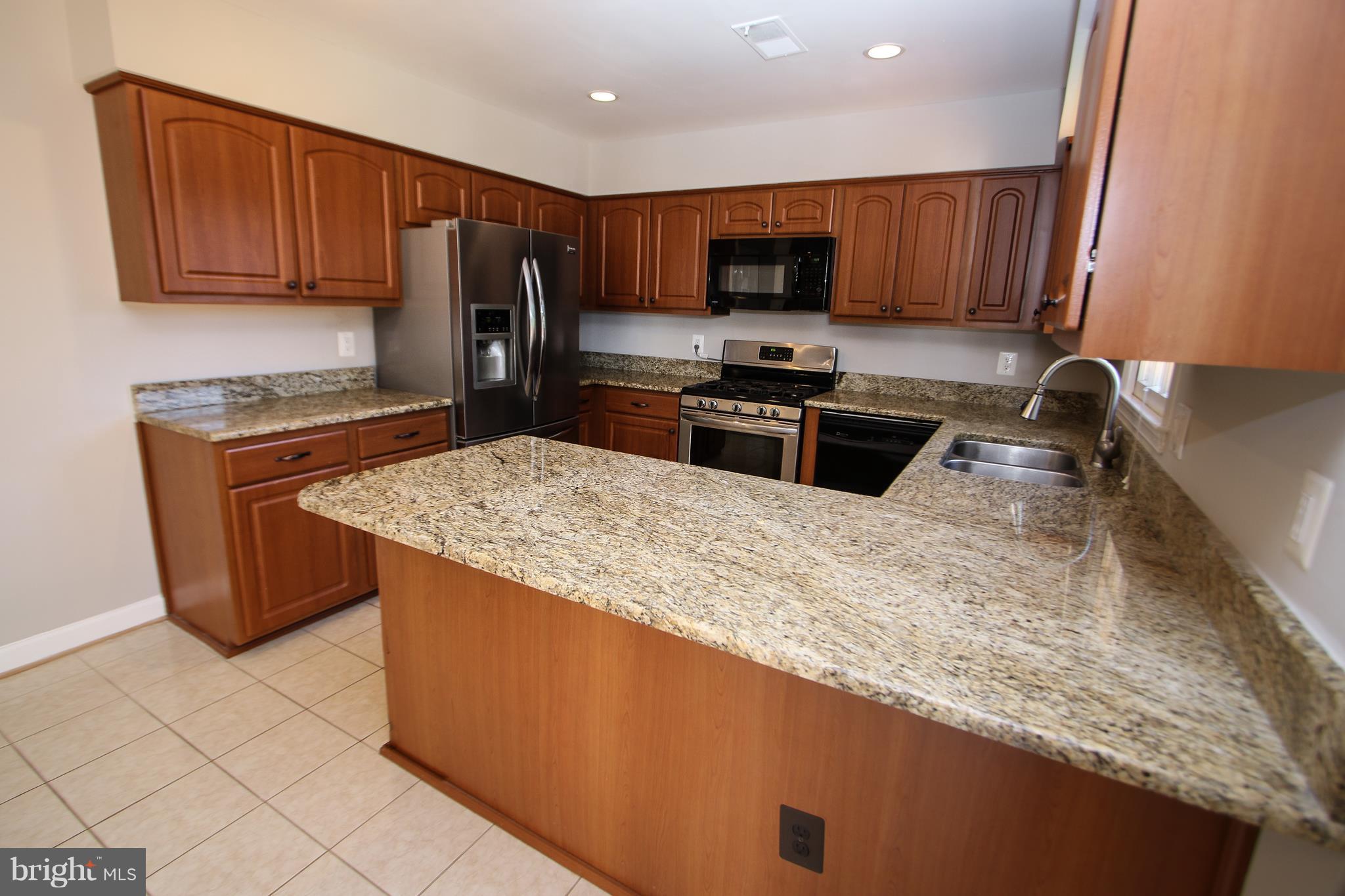 FOX MILL ESTATES - Residential