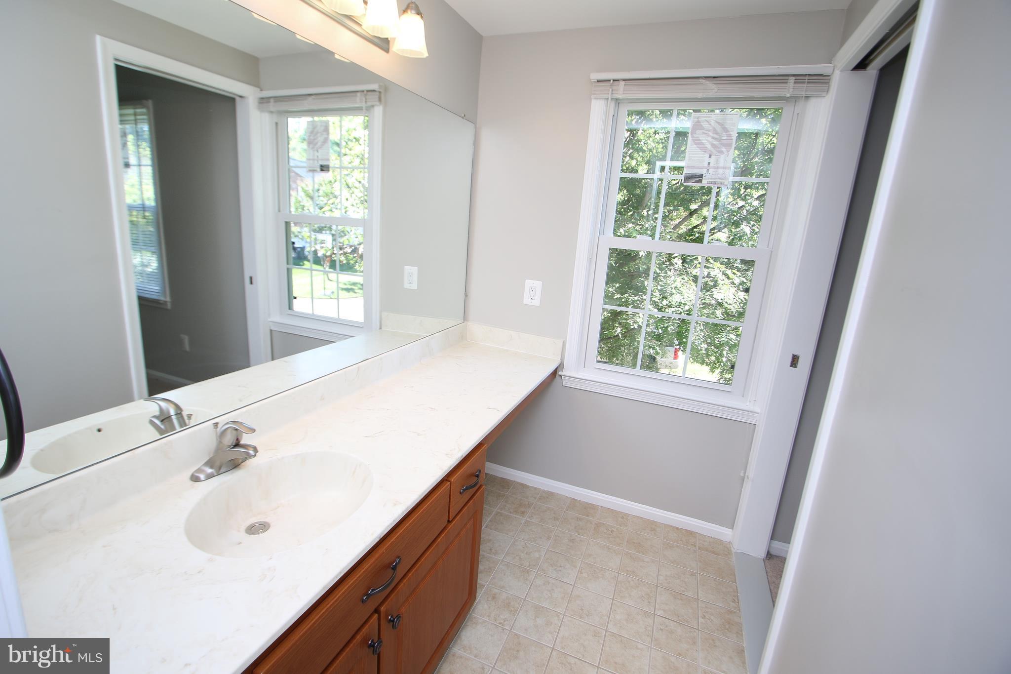 FOX MILL ESTATES - Residential