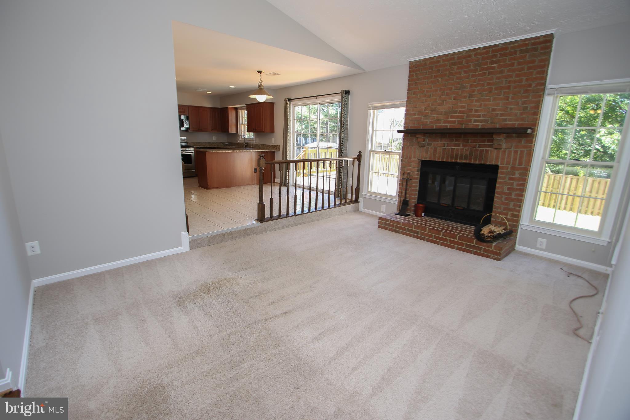 FOX MILL ESTATES - Residential