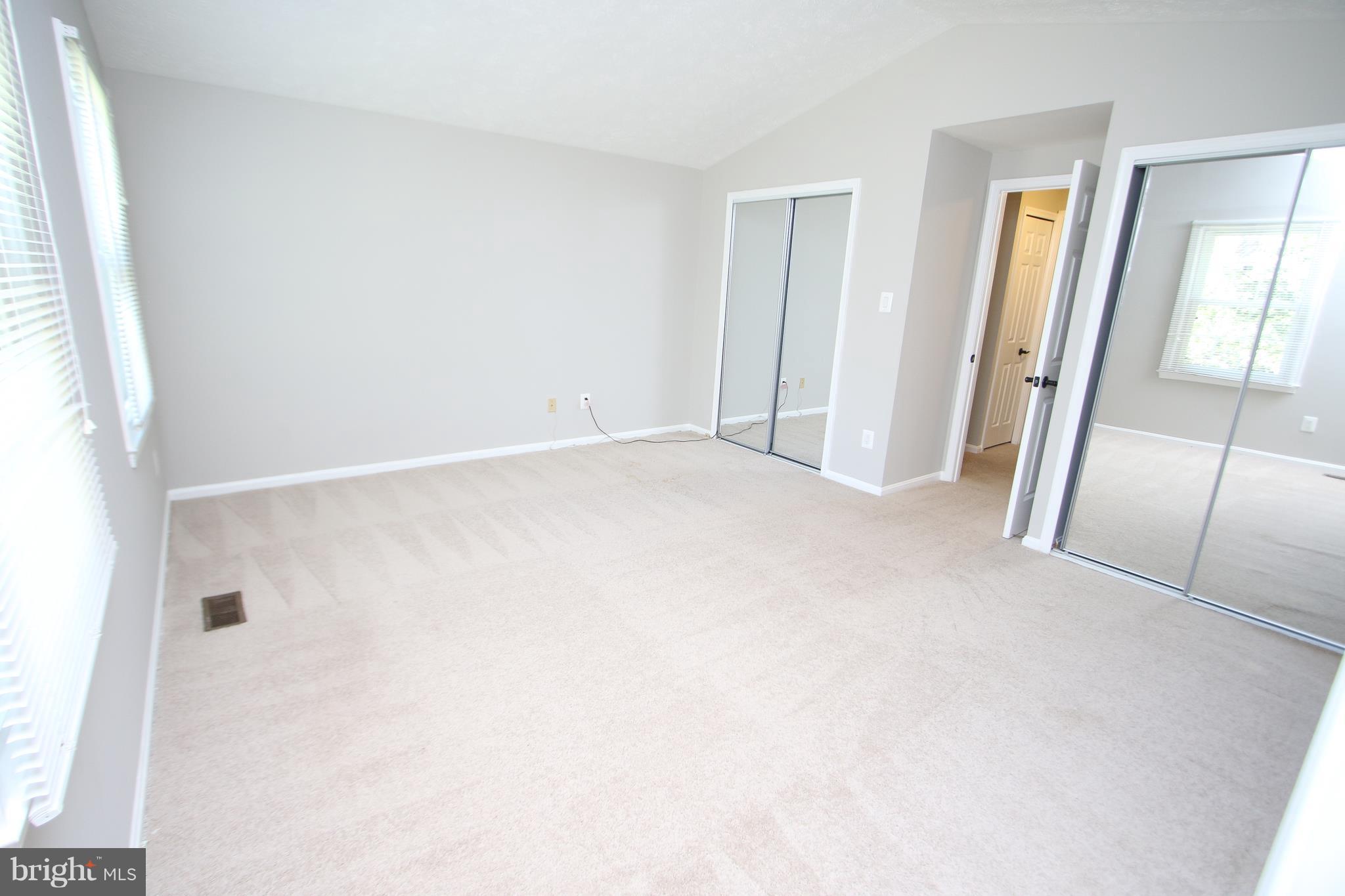 FOX MILL ESTATES - Residential