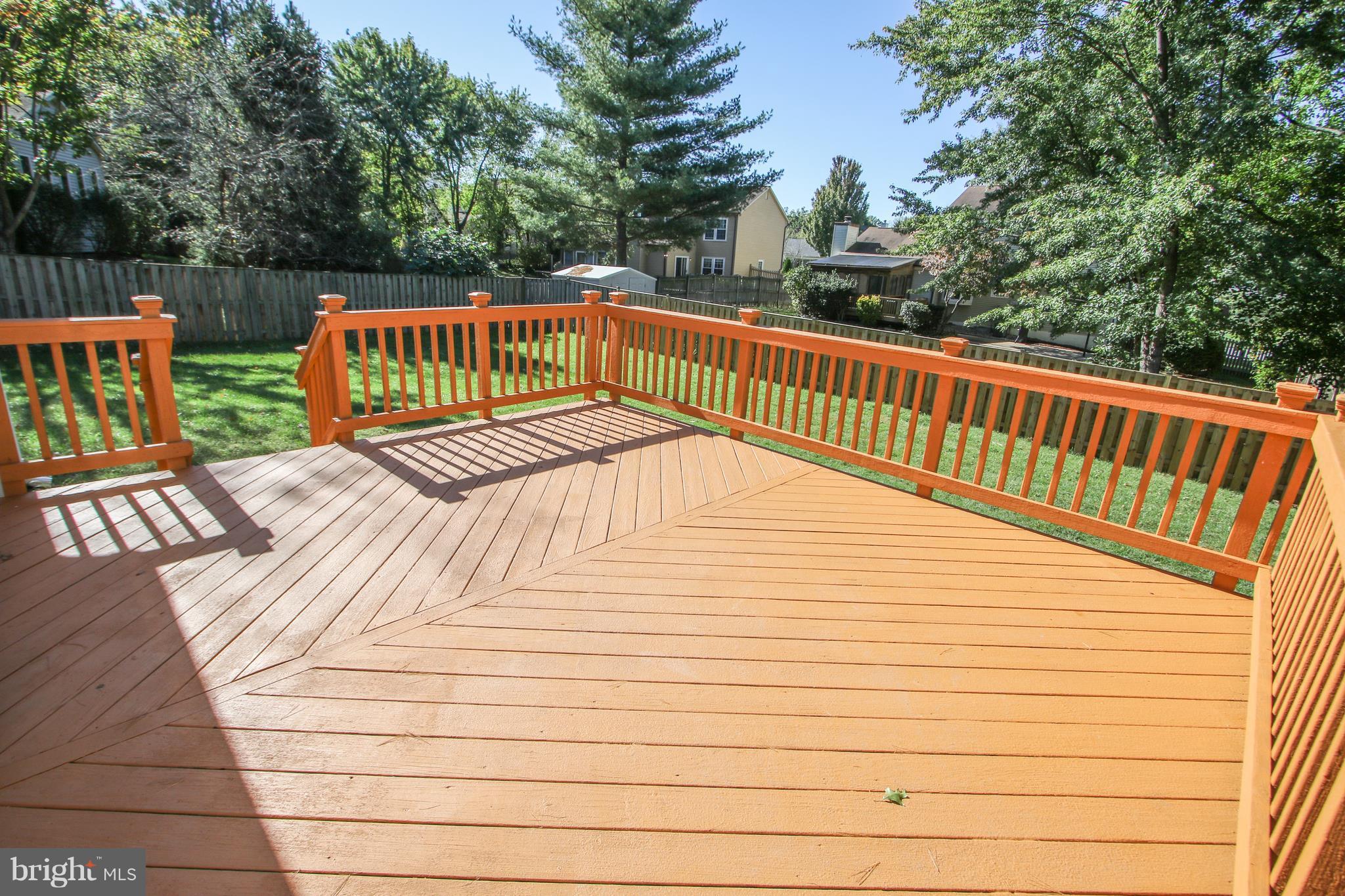 FOX MILL ESTATES - Residential