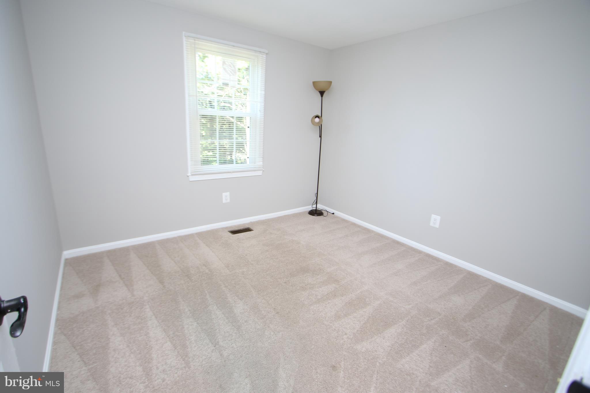 FOX MILL ESTATES - Residential