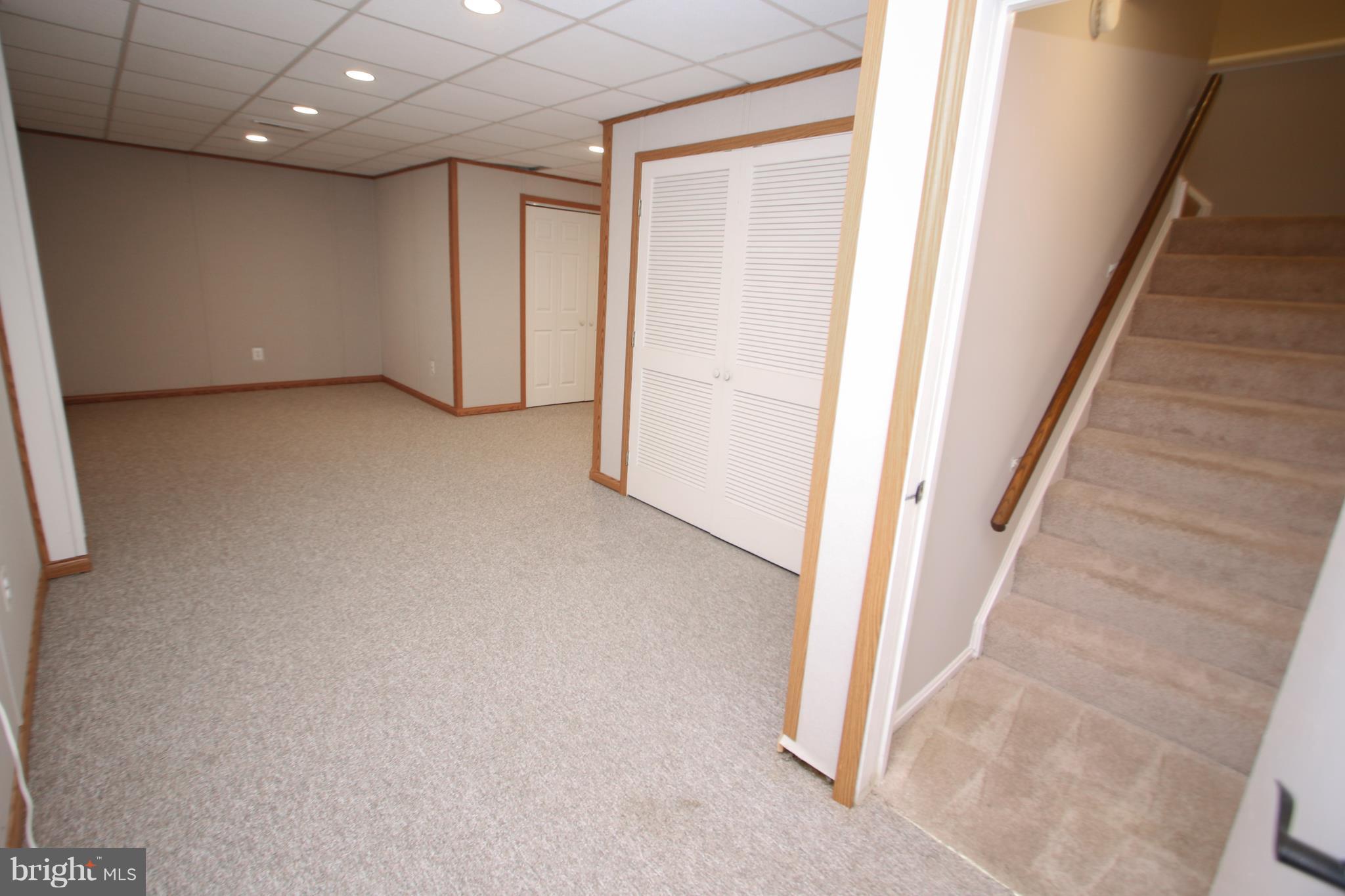 FOX MILL ESTATES - Residential