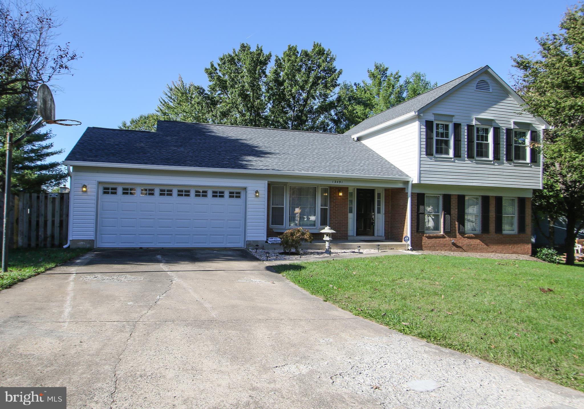 FOX MILL ESTATES - Residential