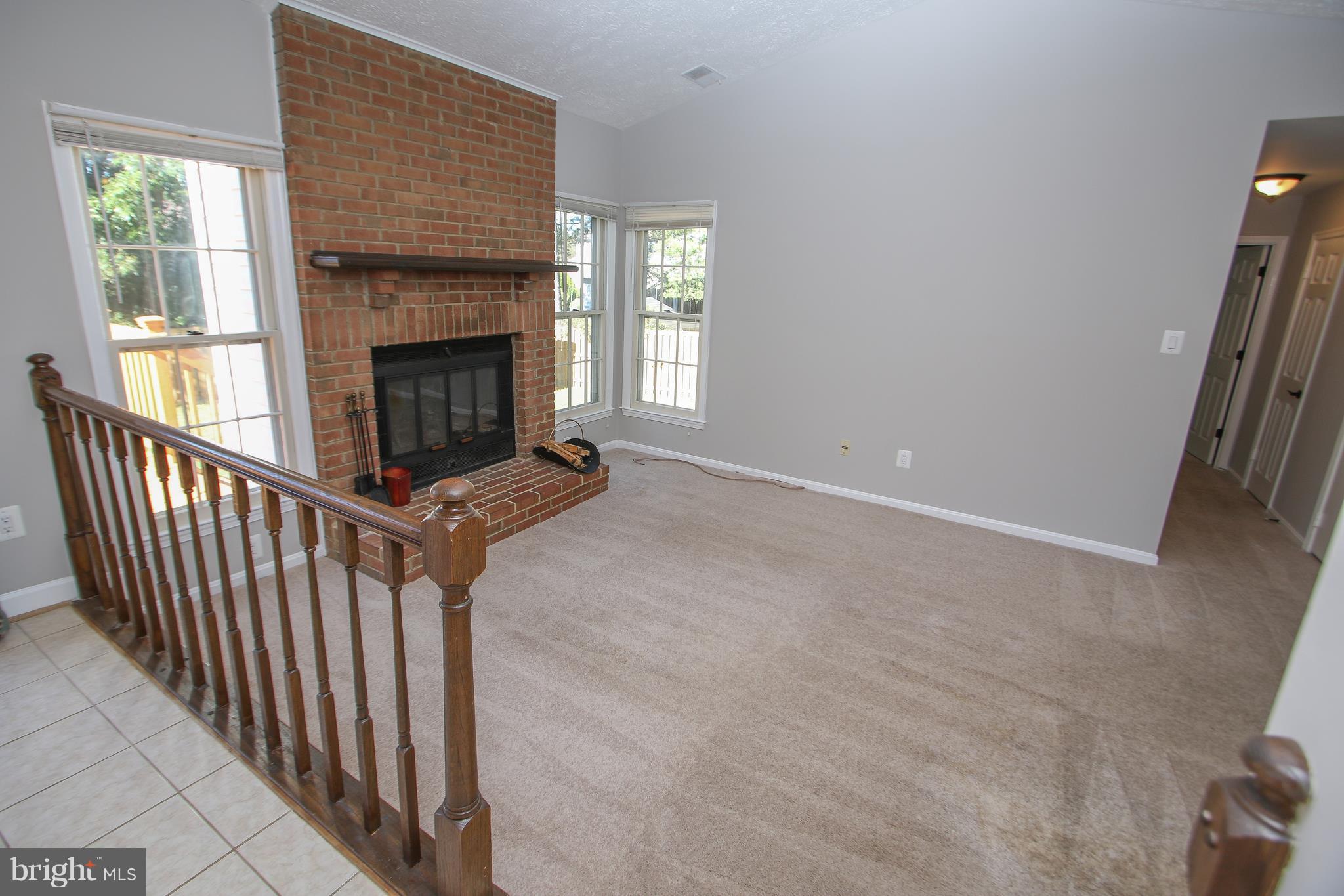 FOX MILL ESTATES - Residential