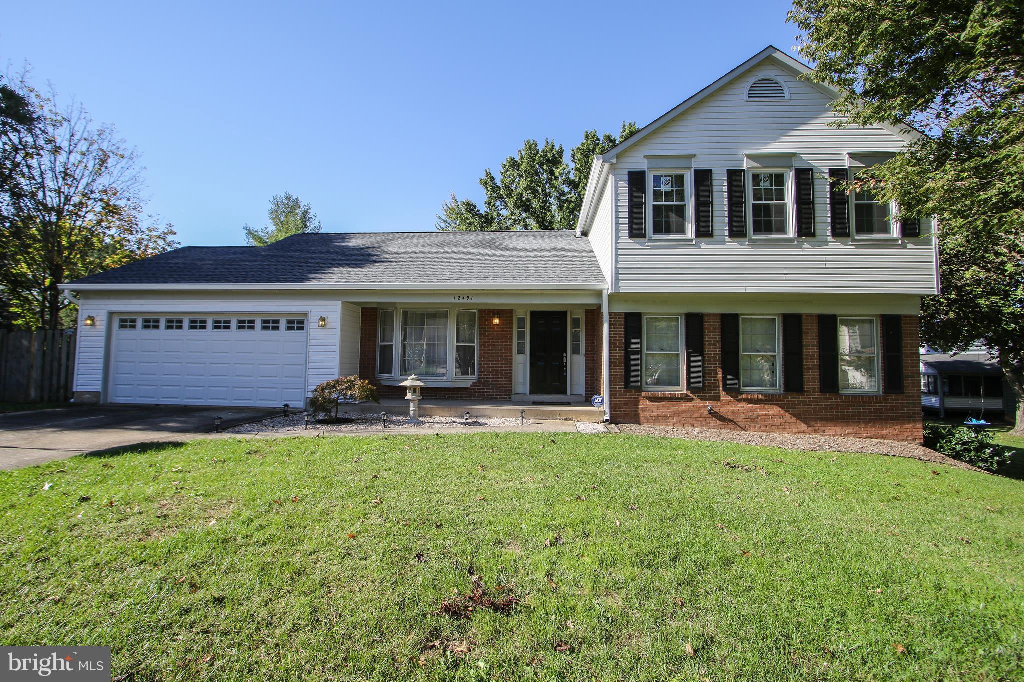 FOX MILL ESTATES - Residential