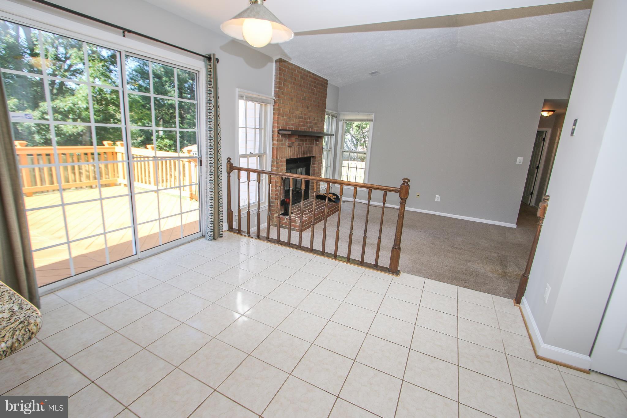 FOX MILL ESTATES - Residential