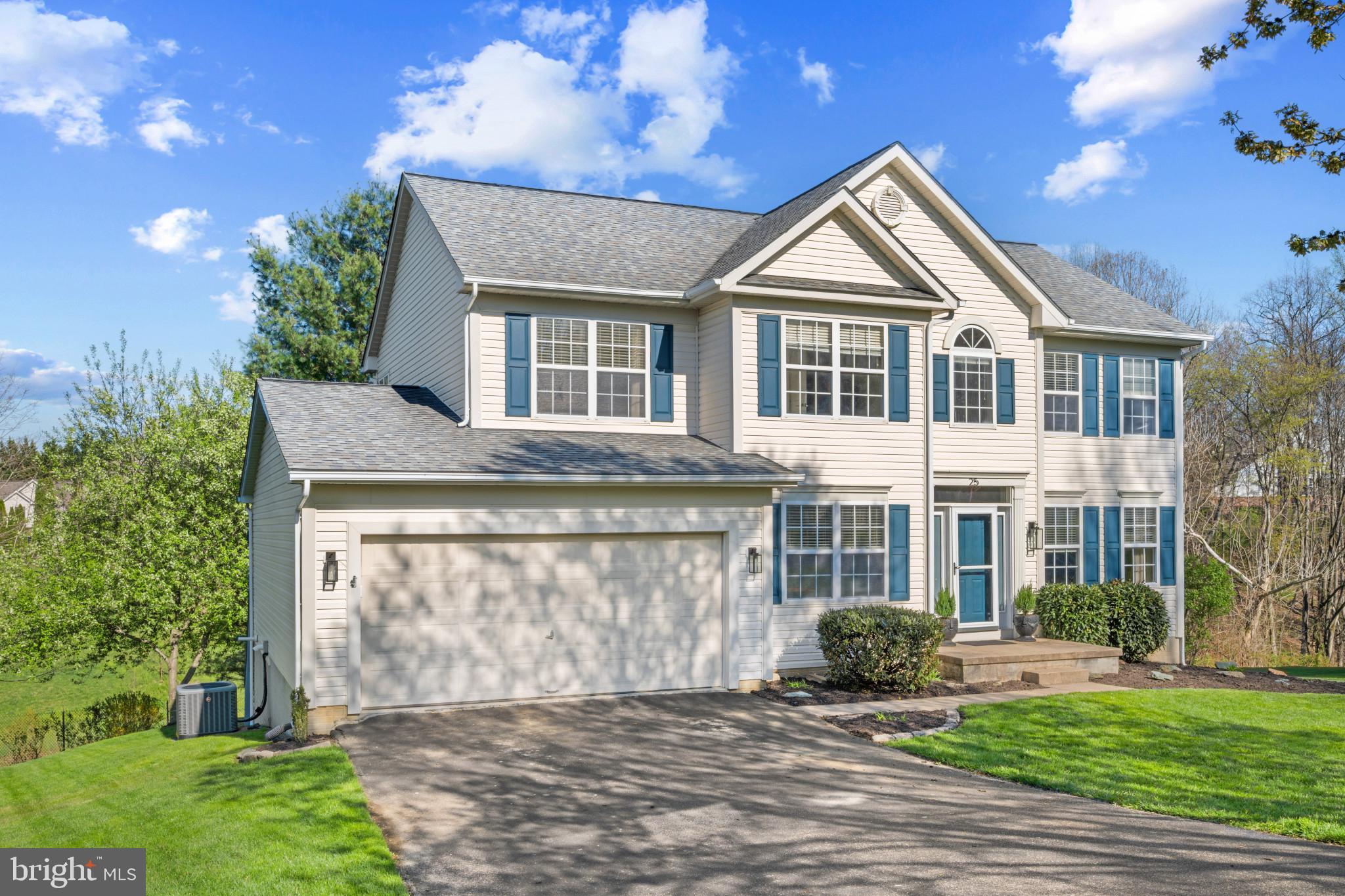 25 CYPRESS POINT COURT