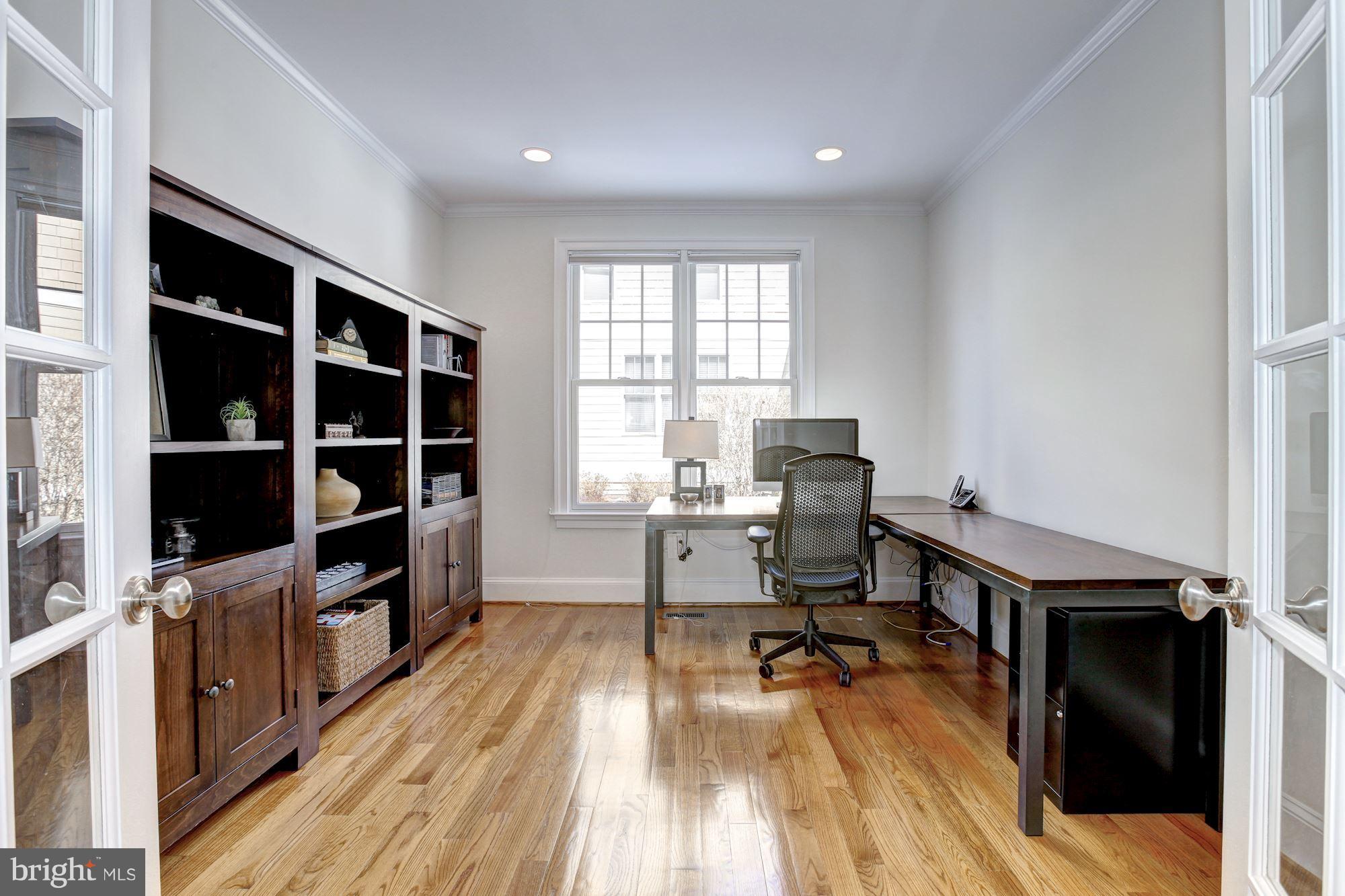 CABIN JOHN PARK - Residential