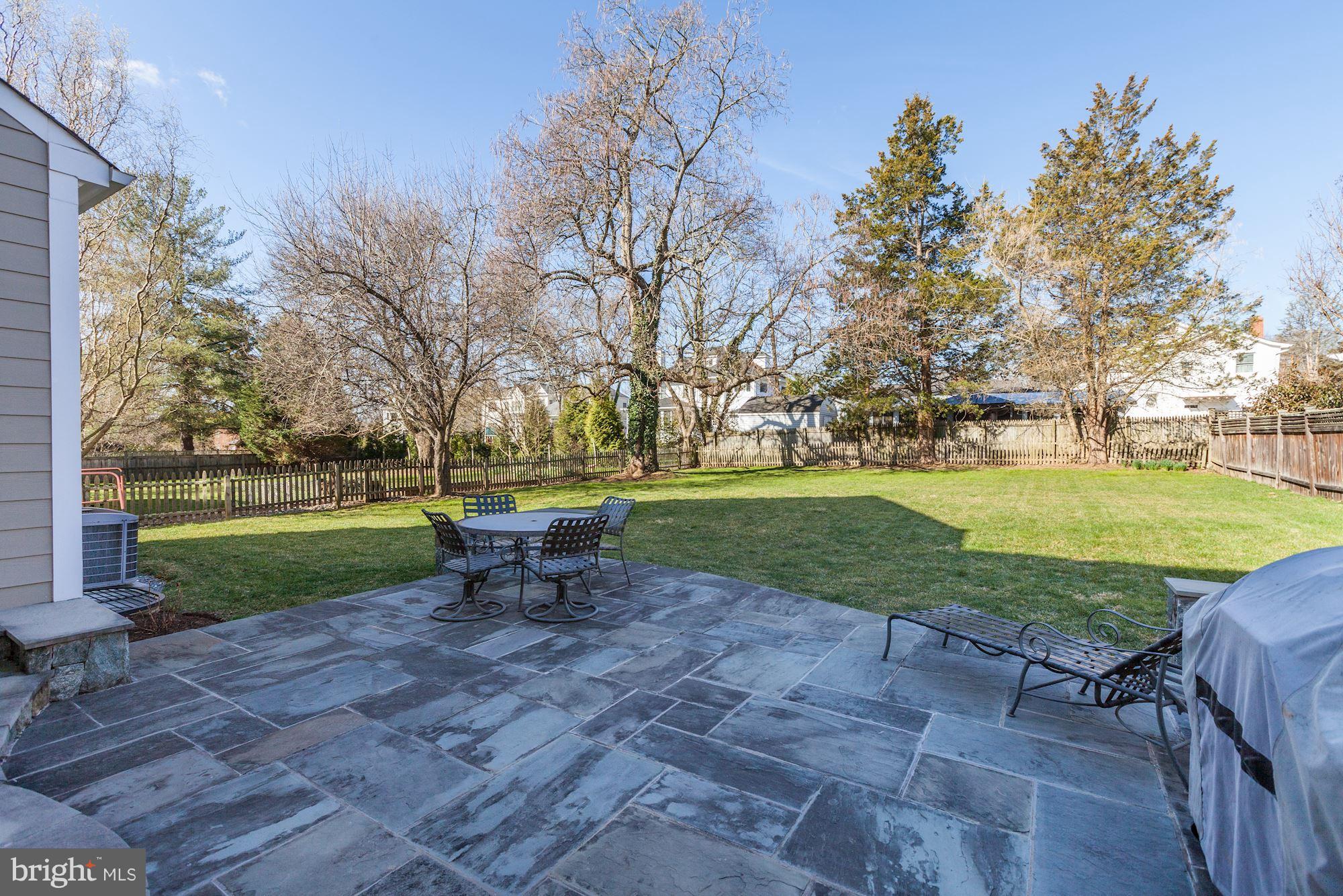 CABIN JOHN PARK - Residential