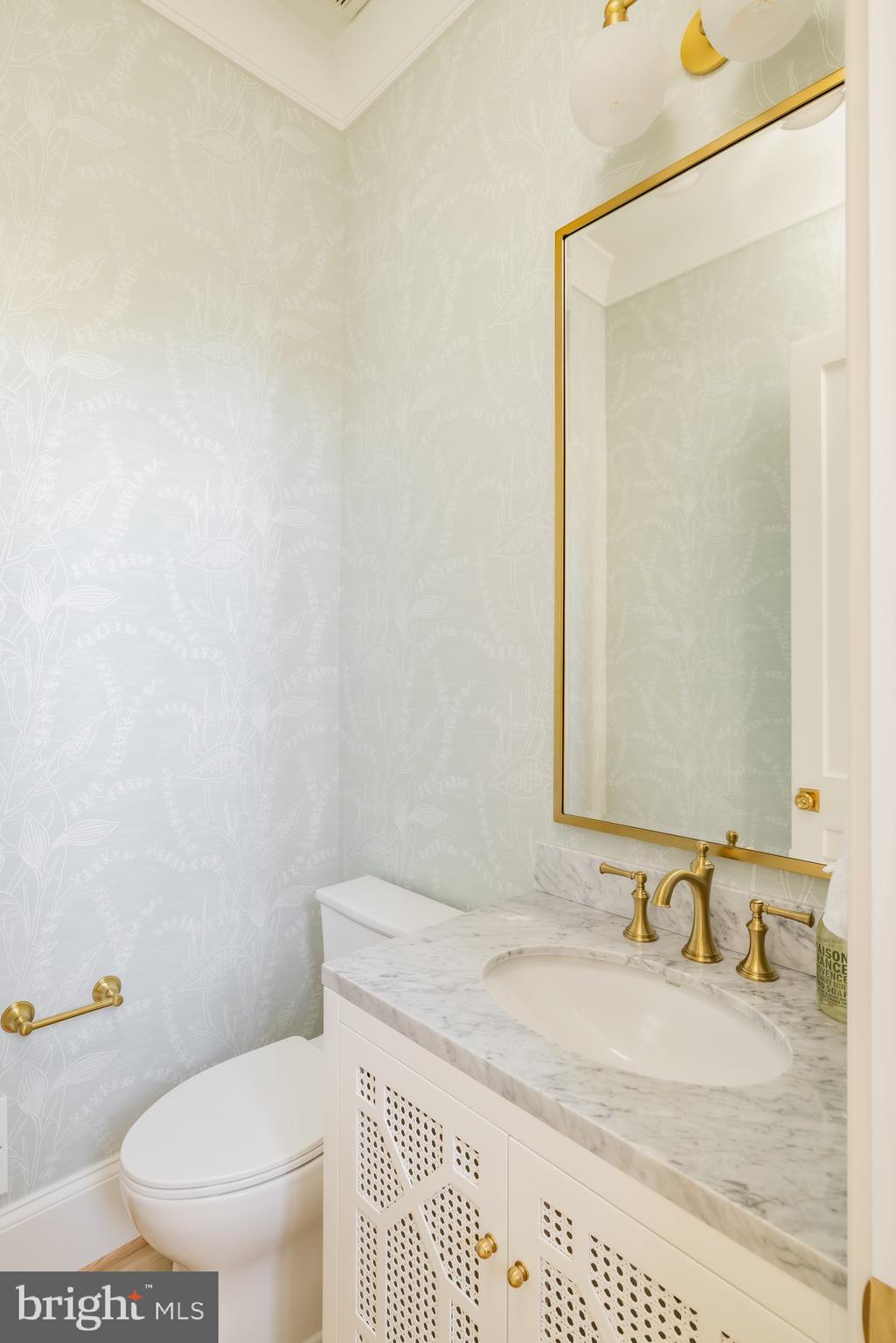 ASHTON HEIGHTS - Residential