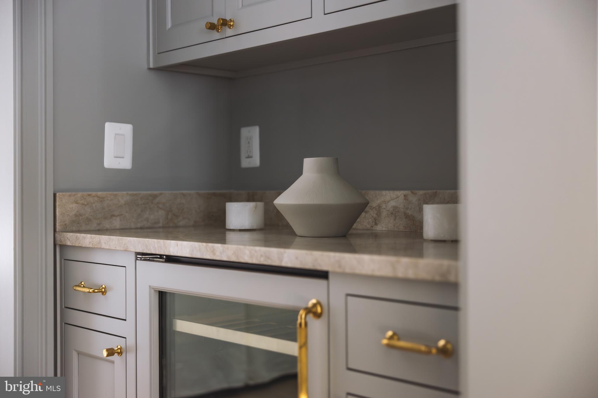 ASHTON HEIGHTS - Residential