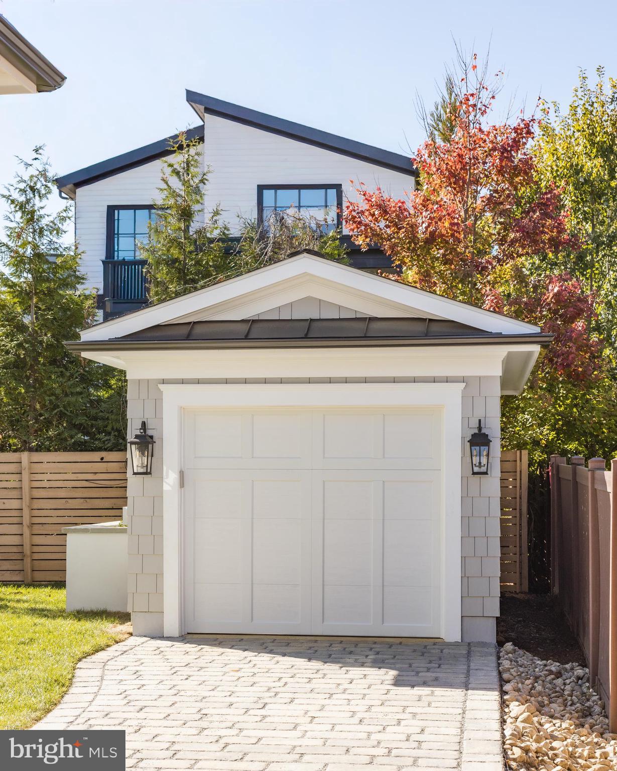 ASHTON HEIGHTS - Residential