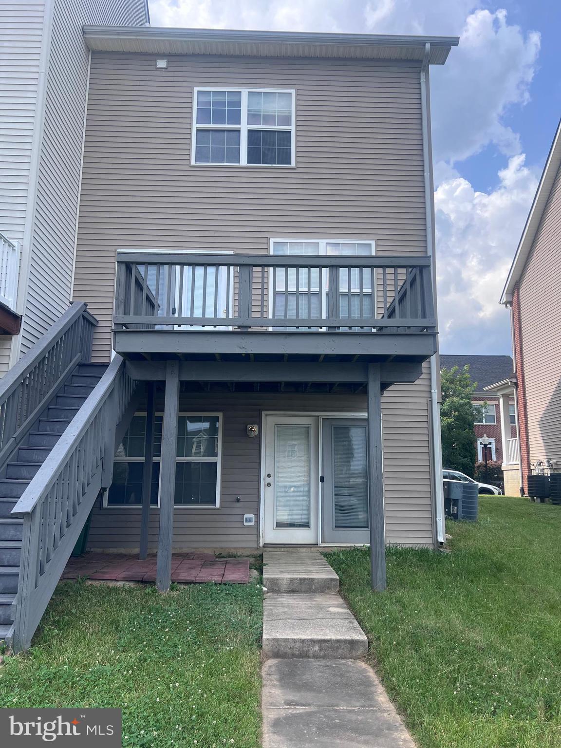 FRANKFORD ESTATES - Residential Lease