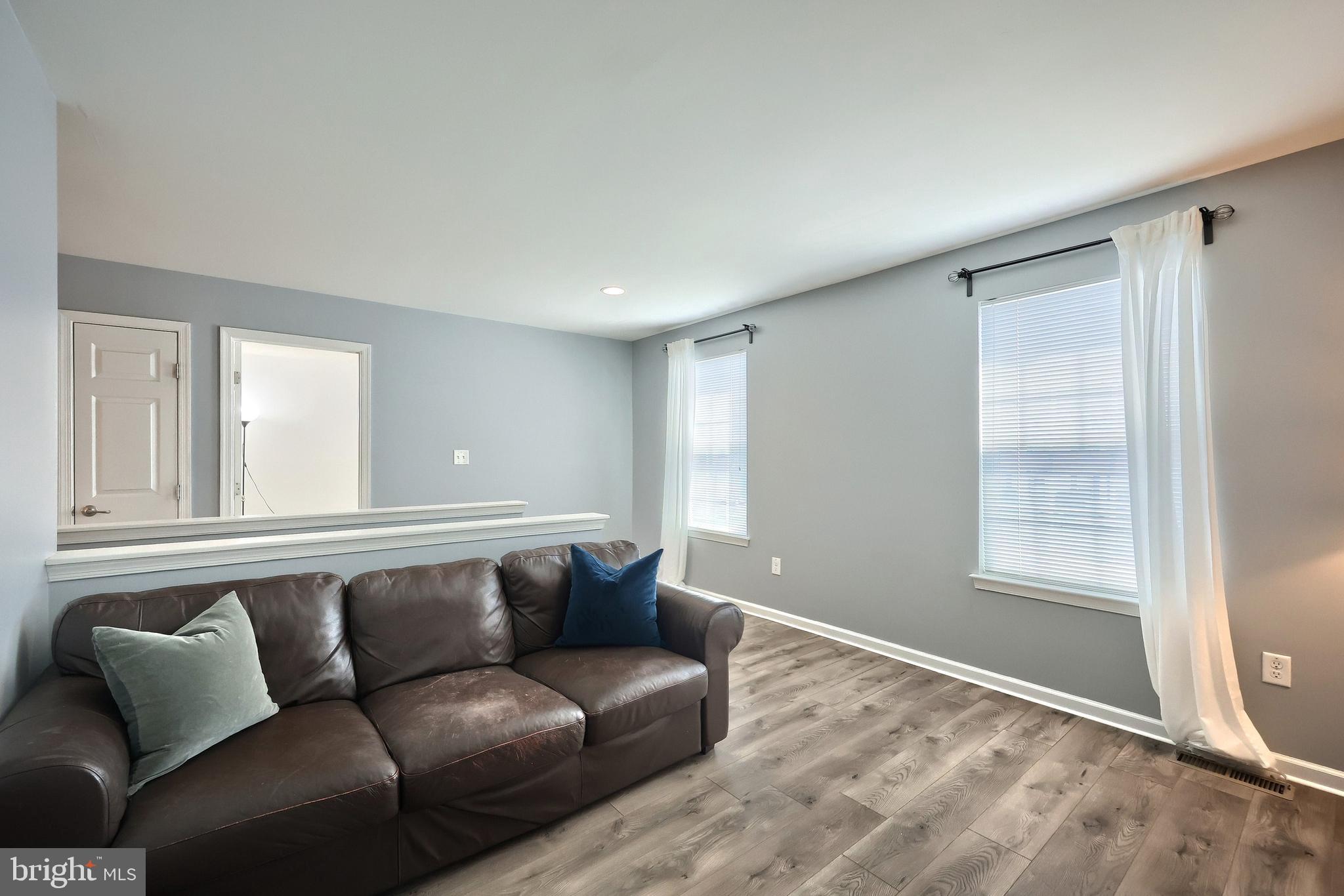 SOUTH POINTE - Residential