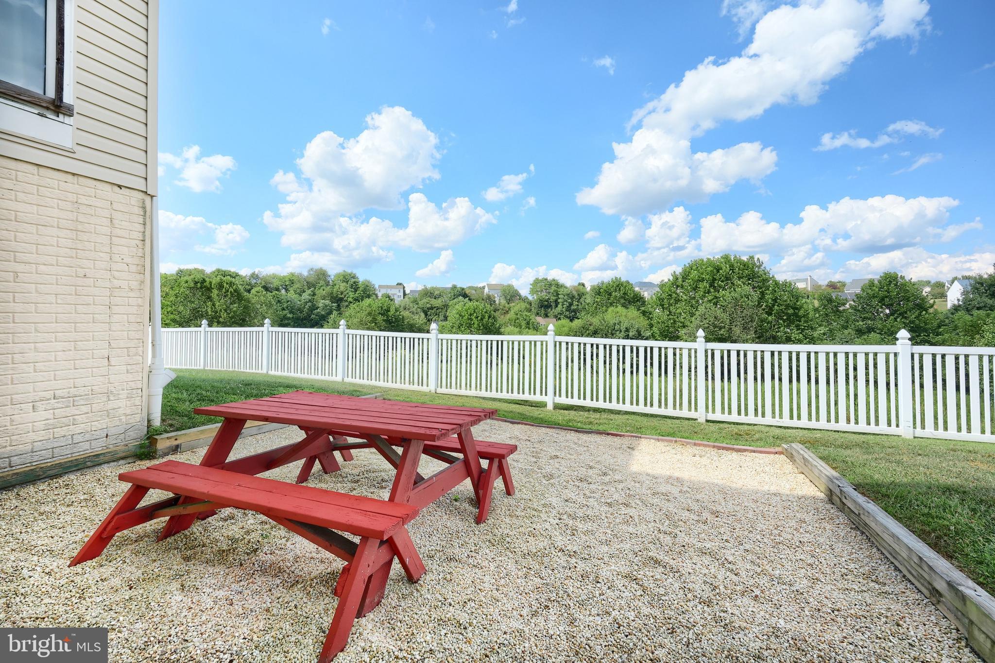 SOUTH POINTE - Residential