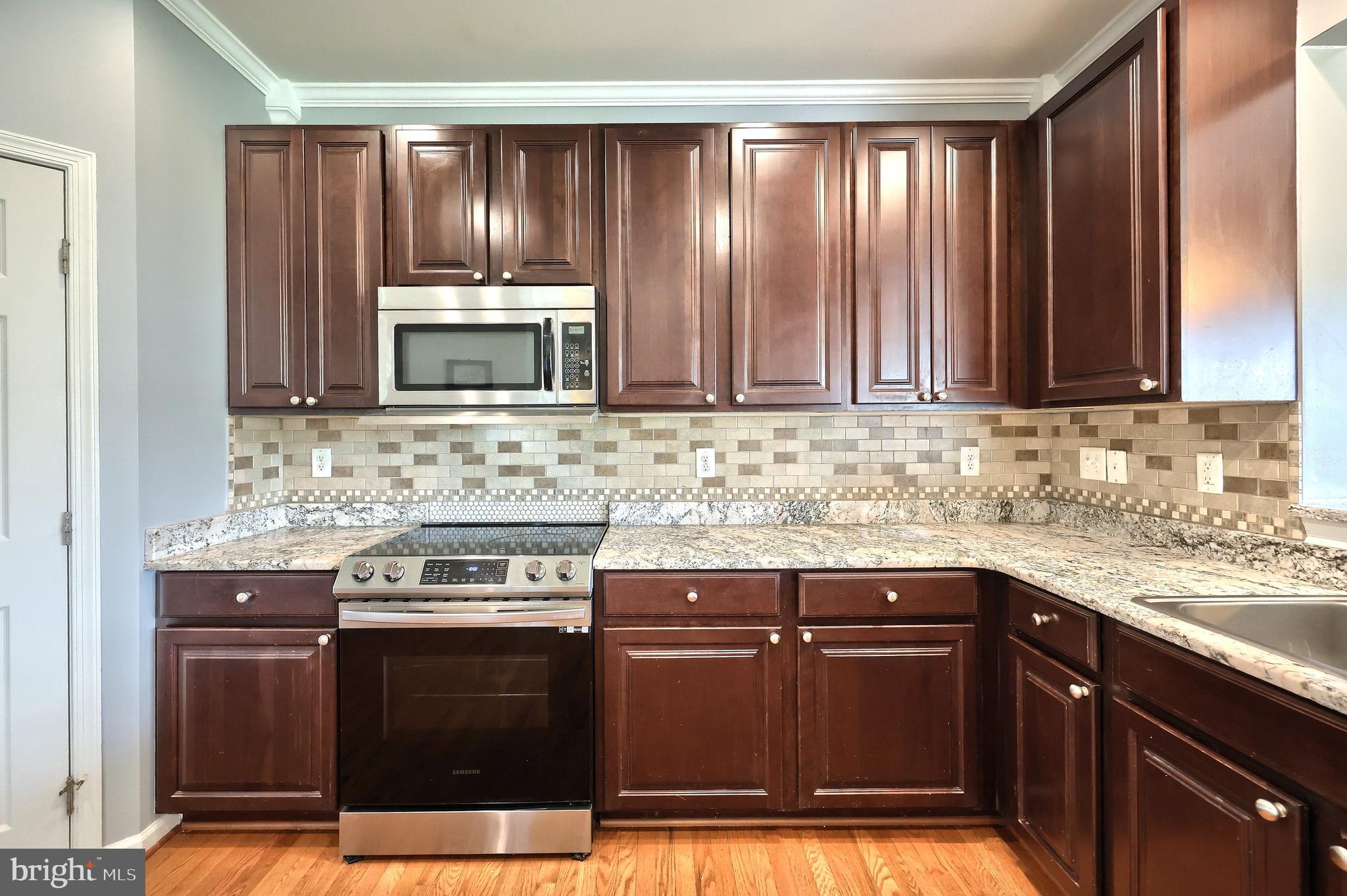 SOUTH POINTE - Residential