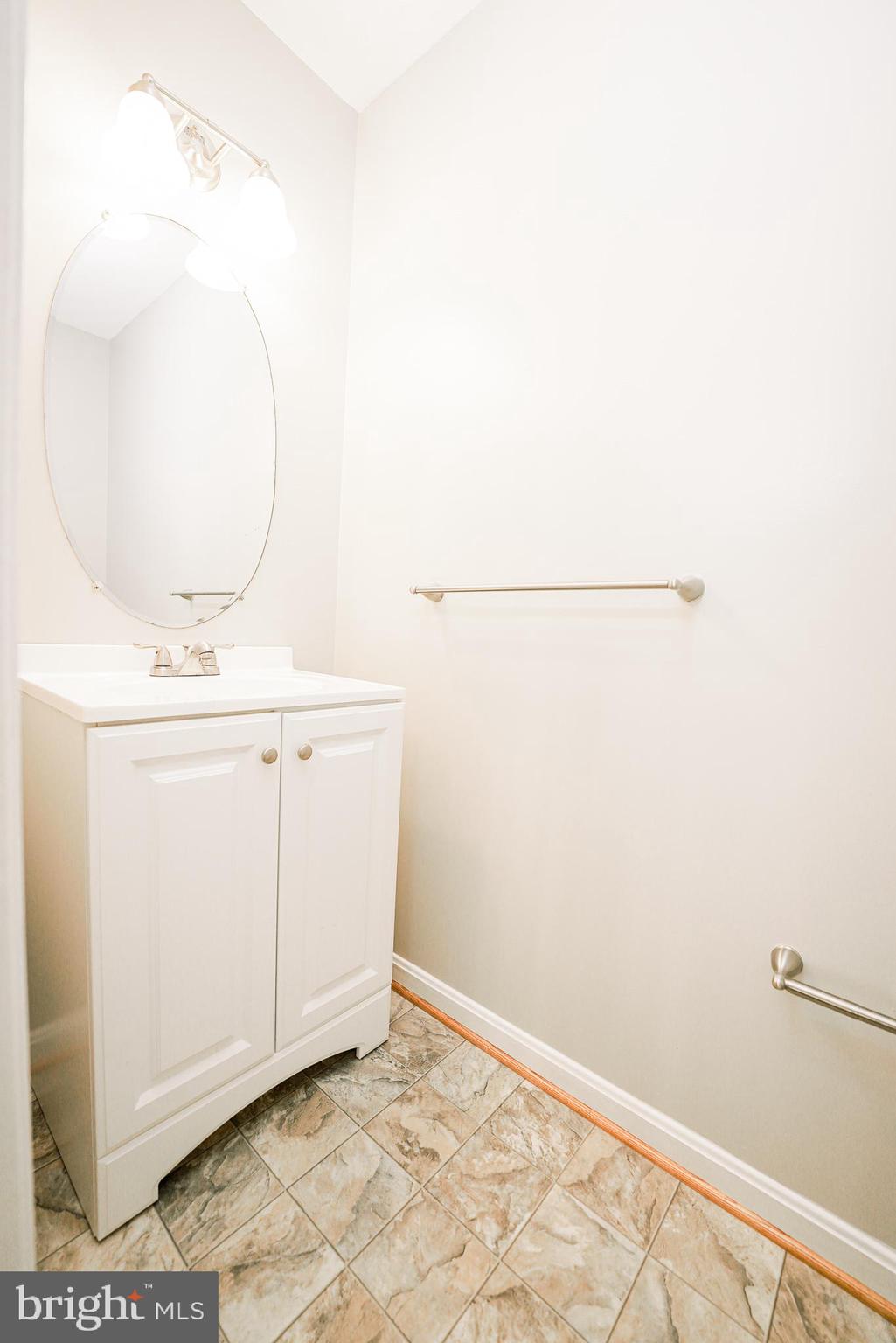 FAIRLAND TOWNS - Residential Lease