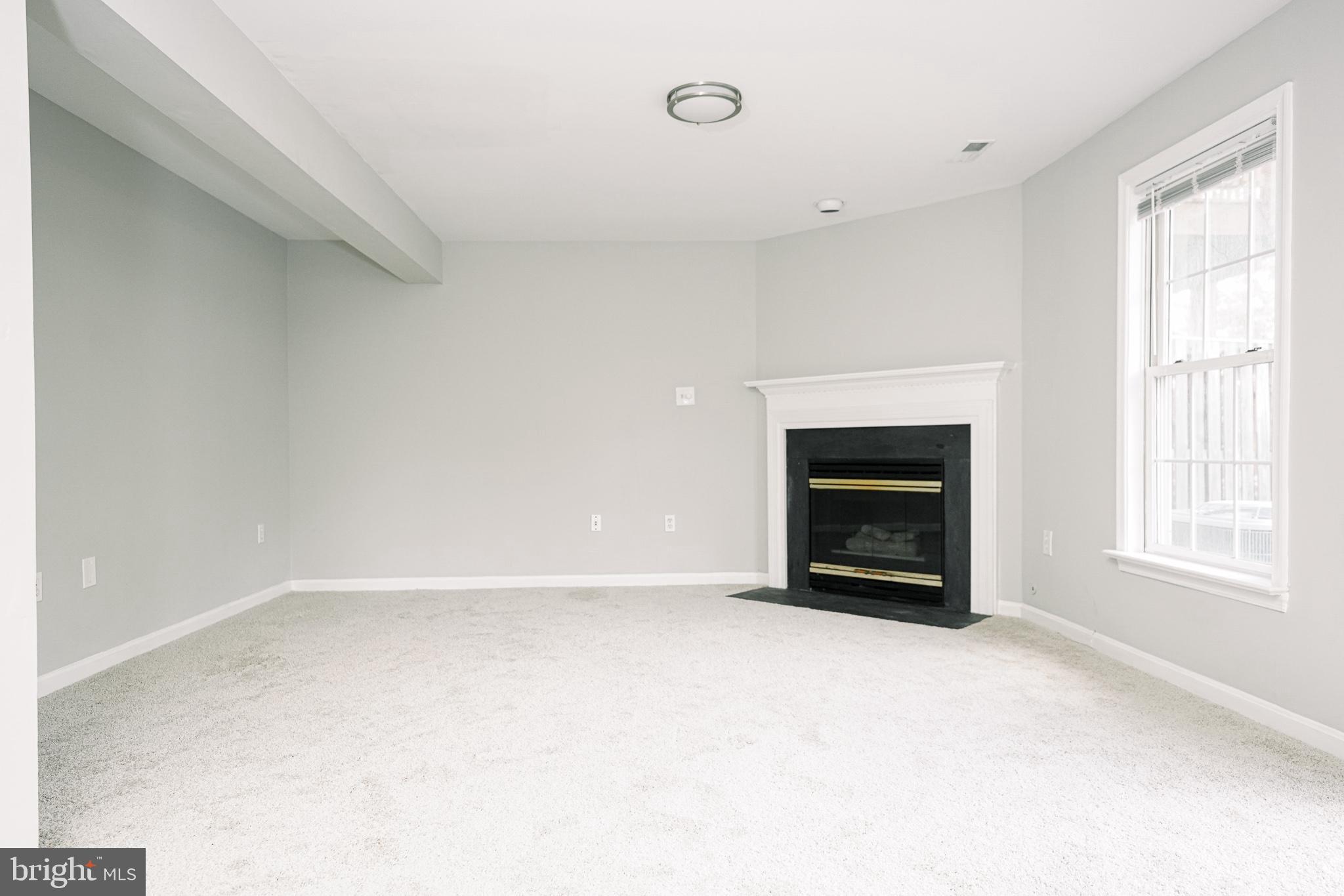 FAIRLAND TOWNS - Residential Lease