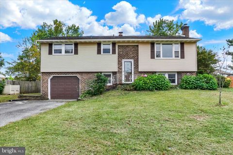 2248 CHESTNUT ROAD YORK PA 17408