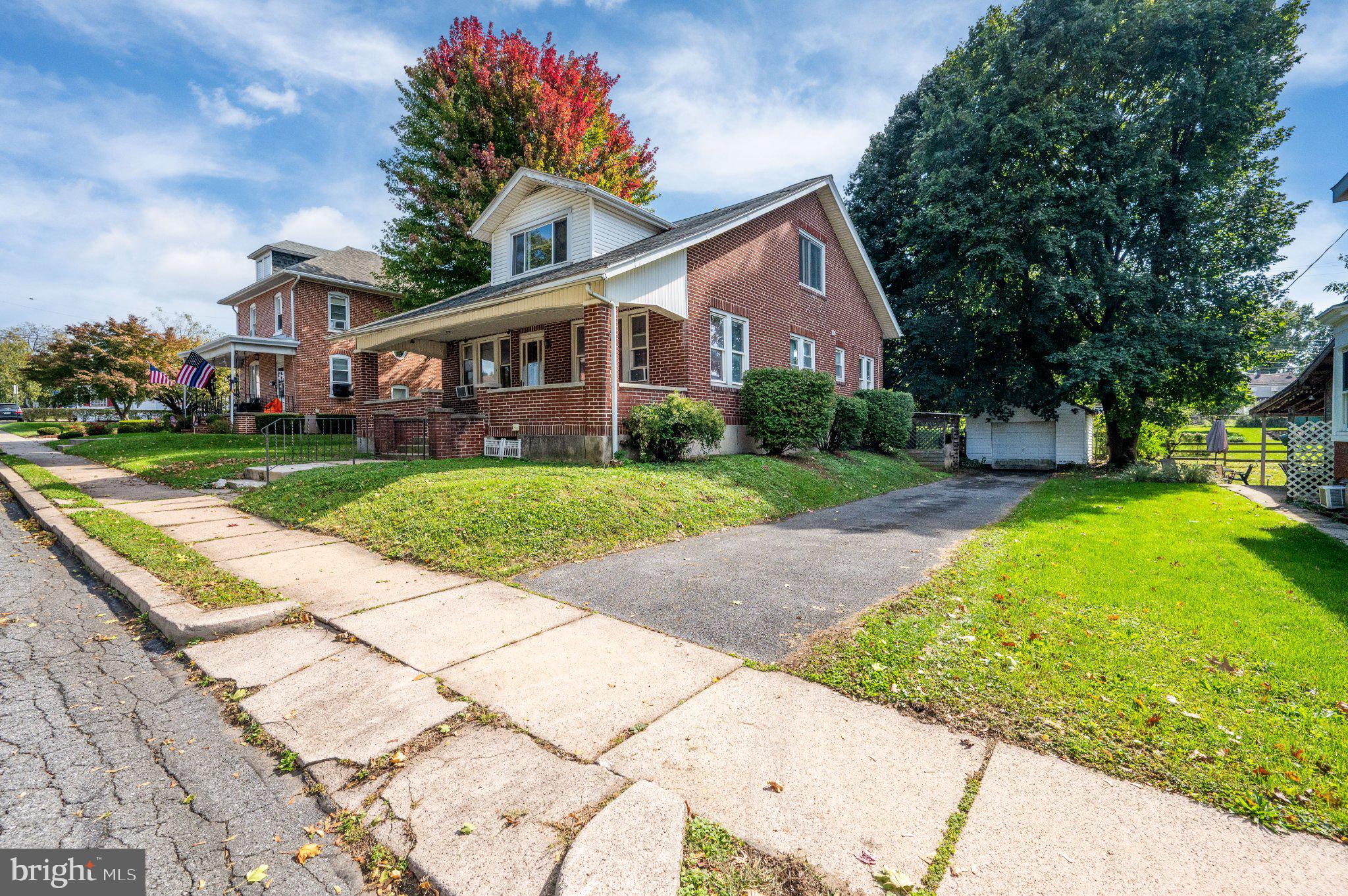808 ELIZABETH AVENUE