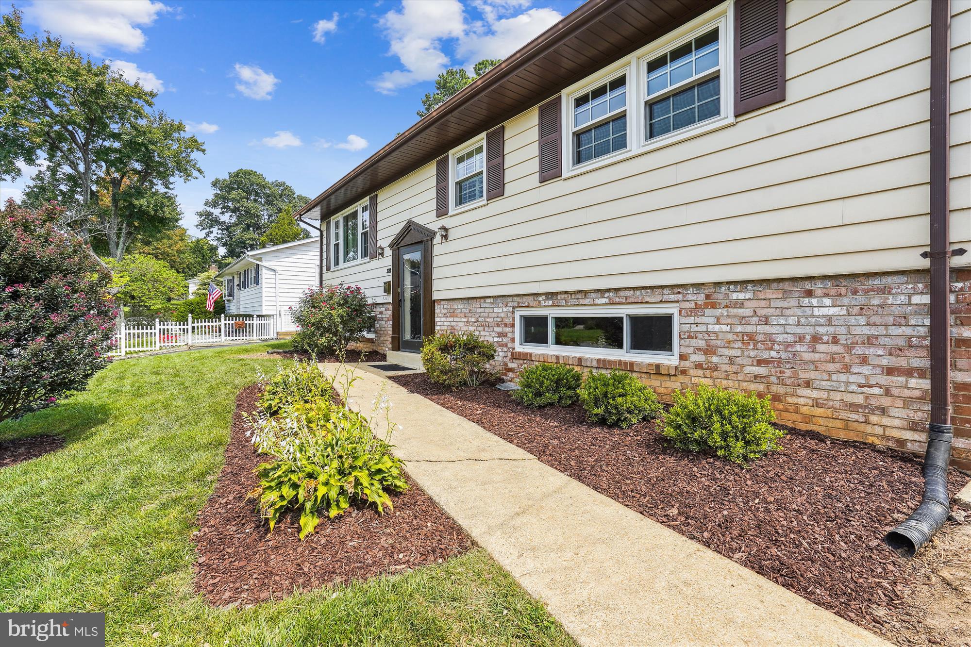 HERITAGE MANOR - Residential