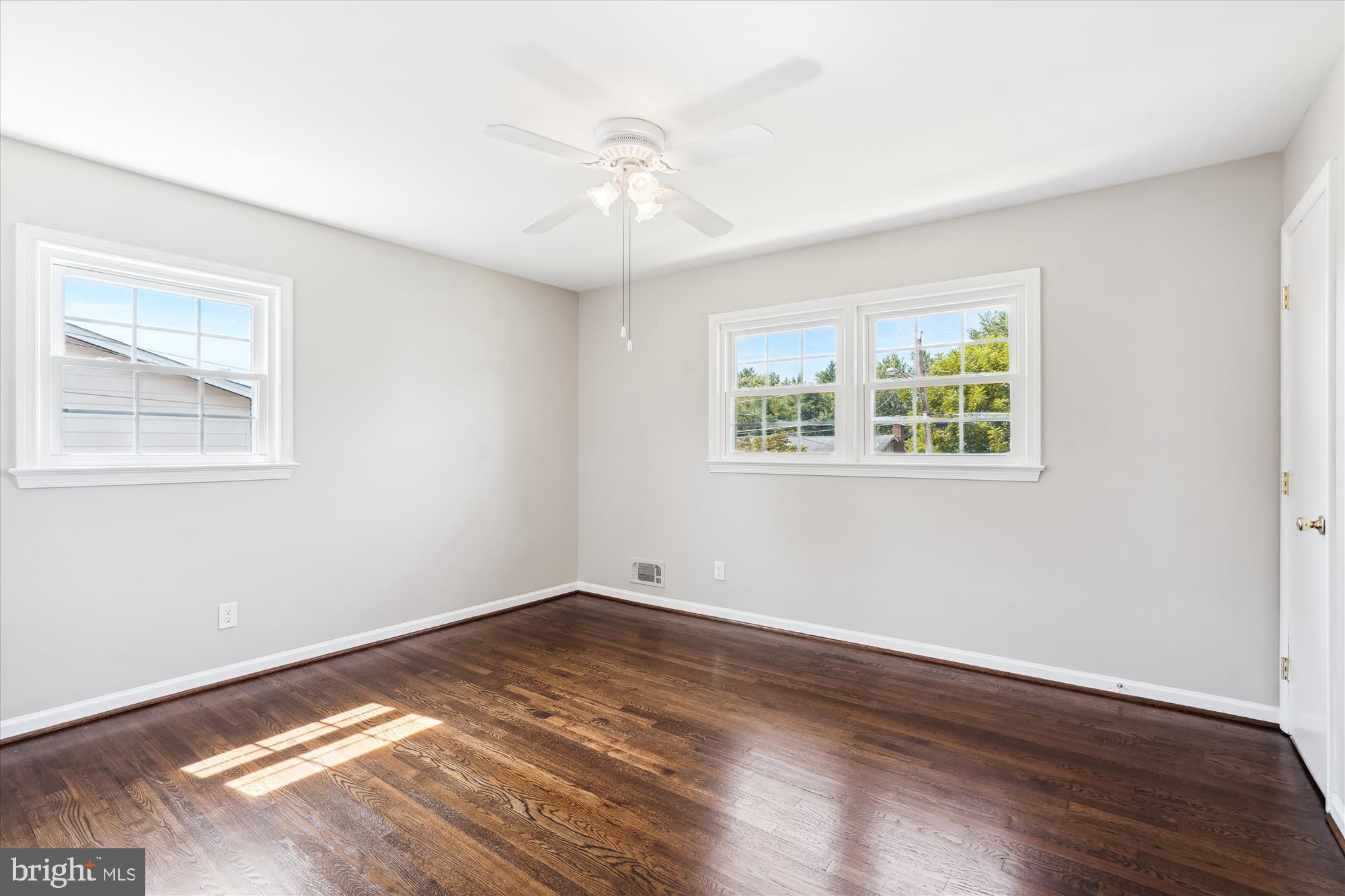 HERITAGE MANOR - Residential