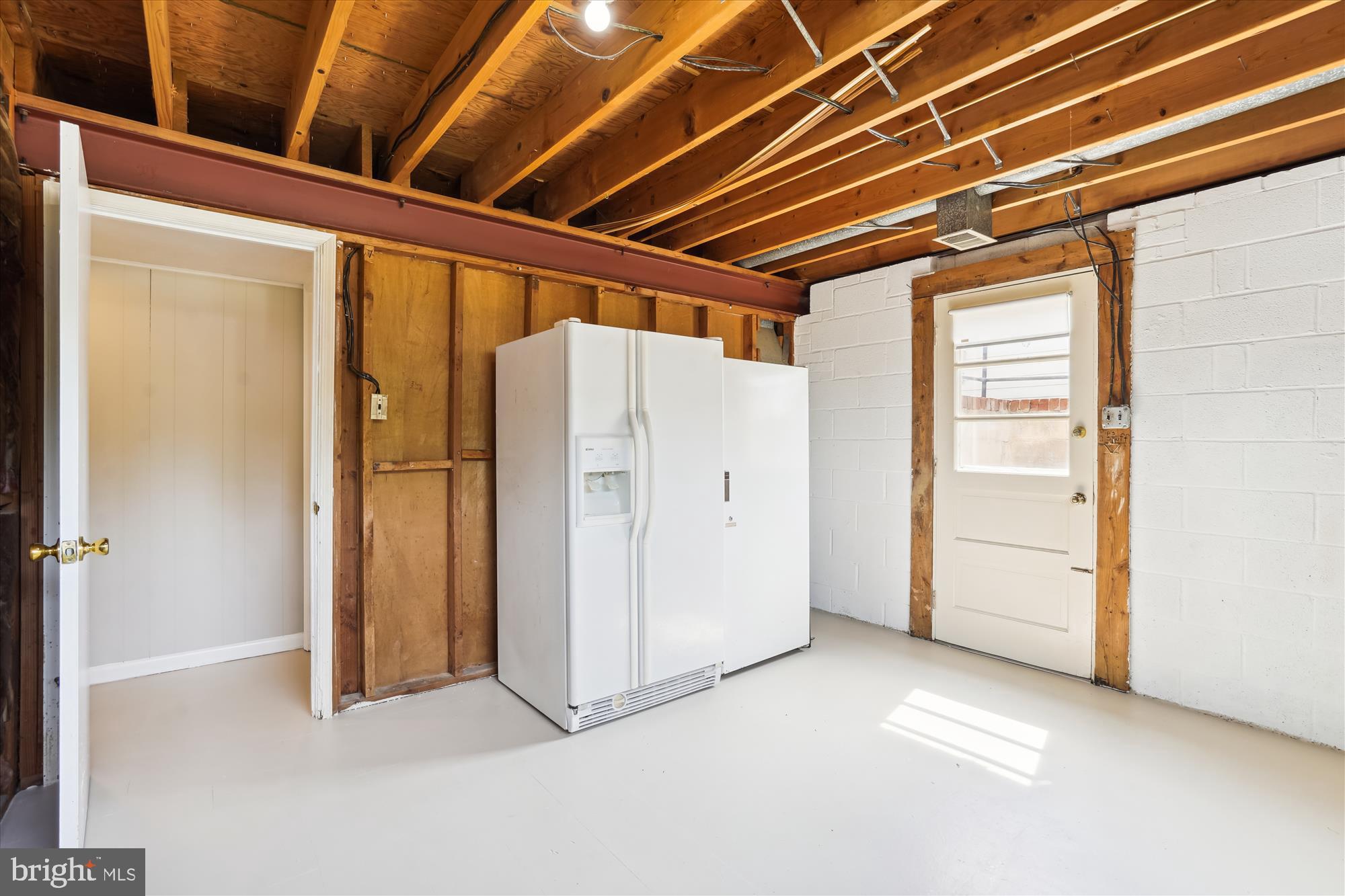 HERITAGE MANOR - Residential