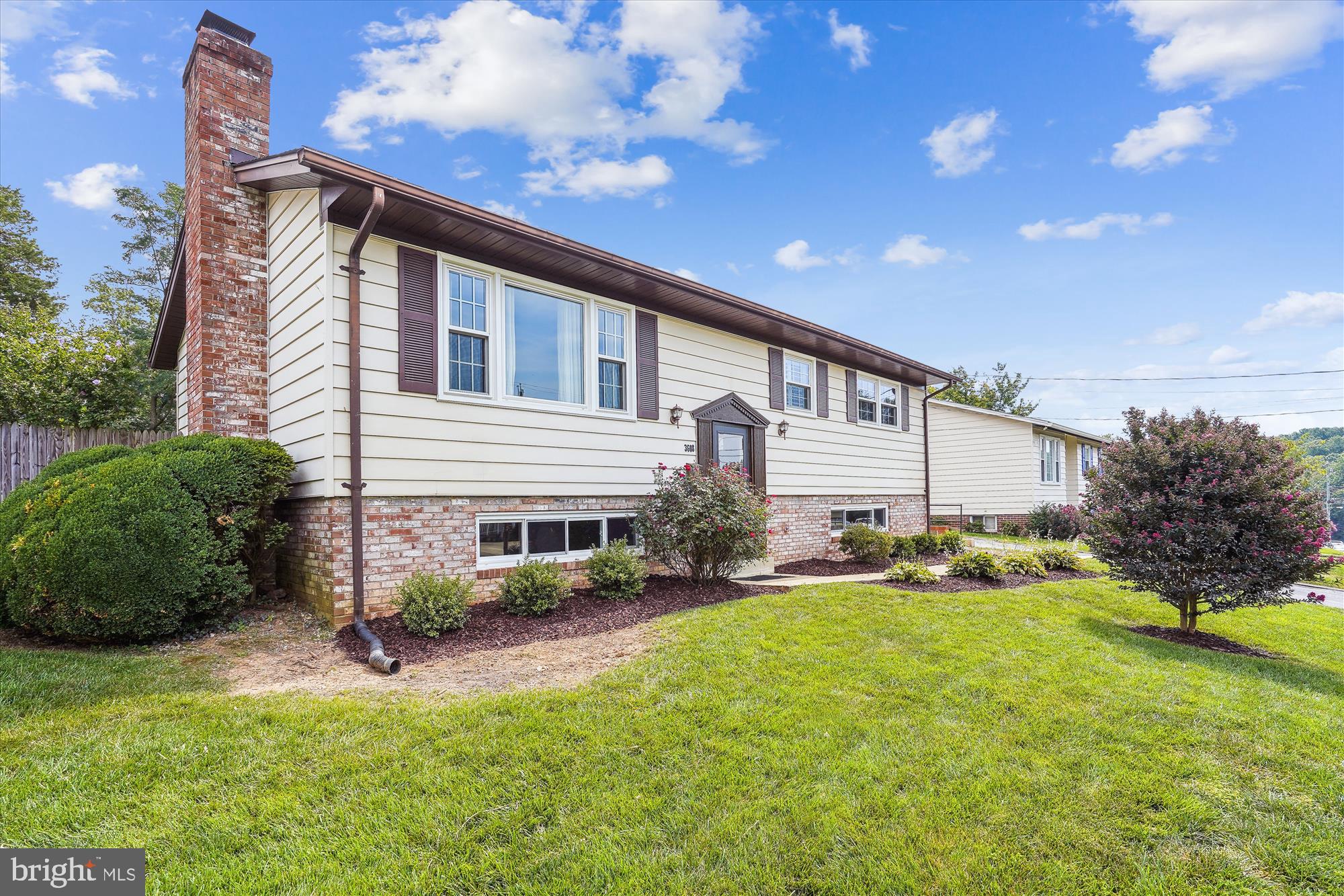 HERITAGE MANOR - Residential