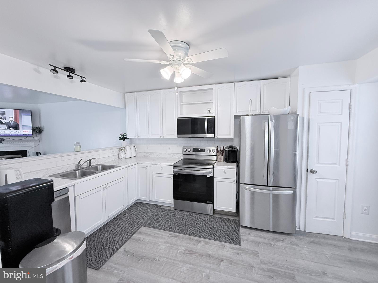 KINGS CREST - Residential