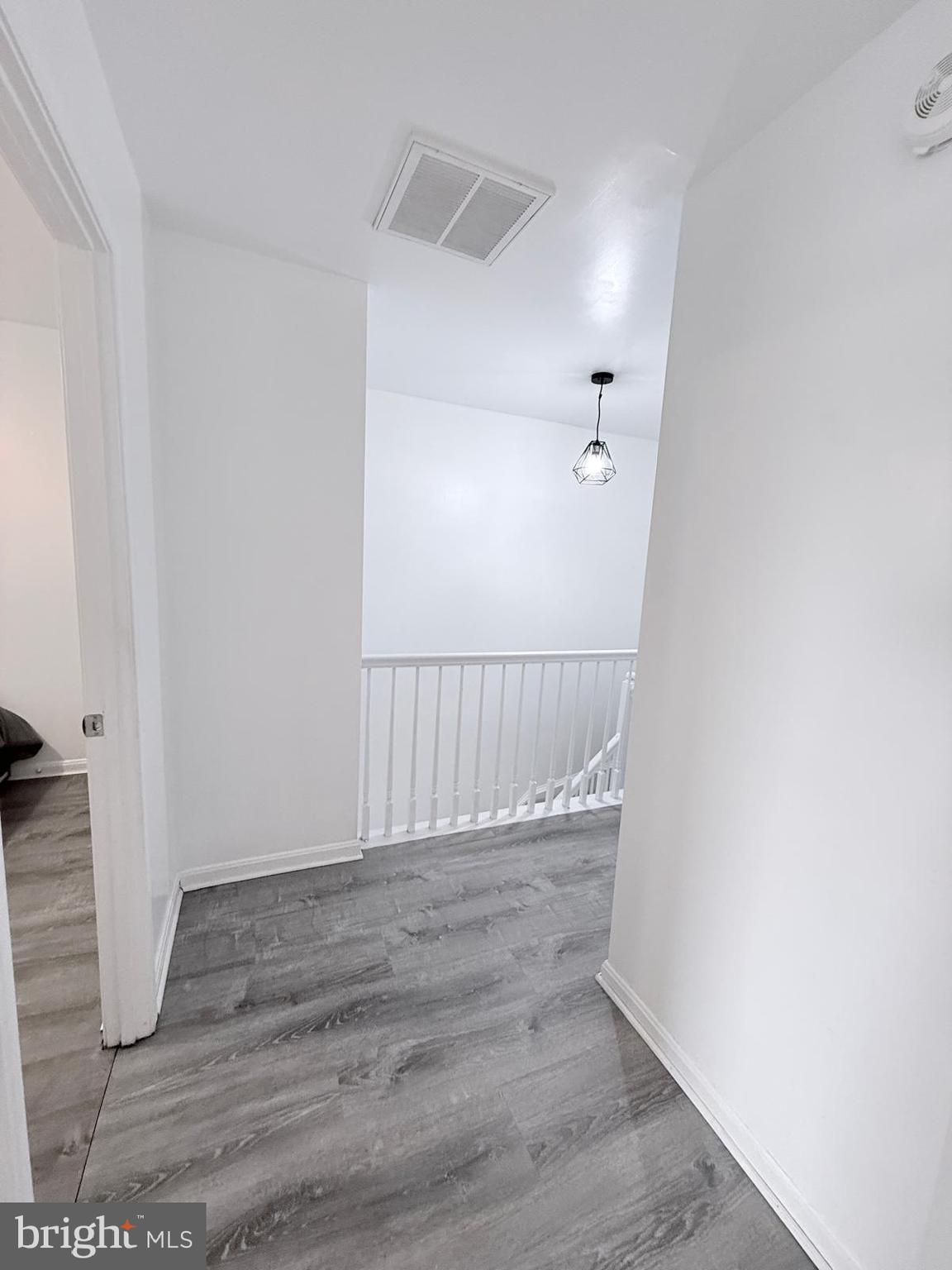 KINGS CREST - Residential