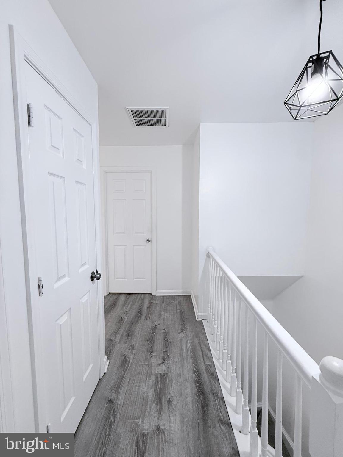 KINGS CREST - Residential