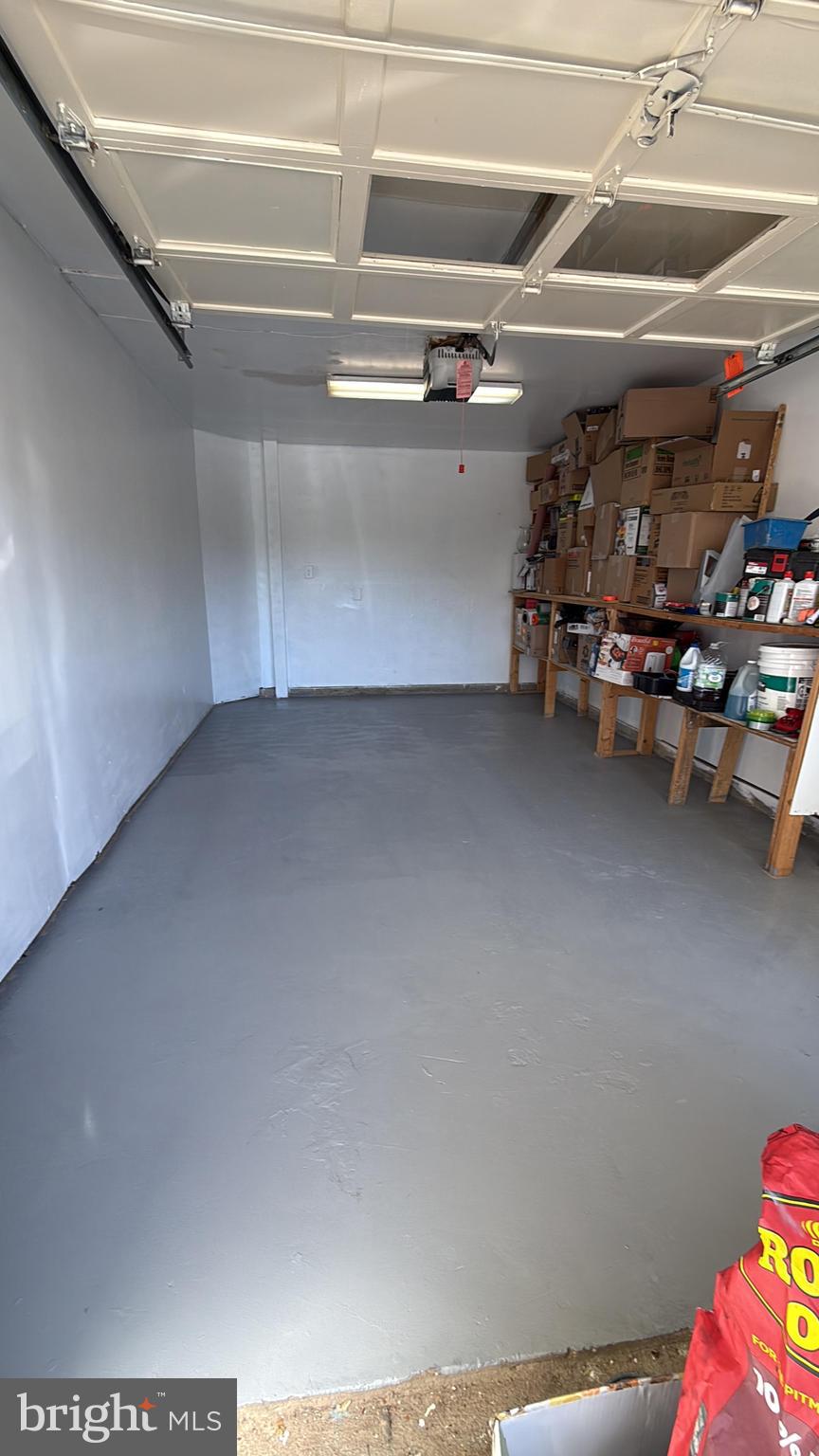 KINGS CREST - Residential