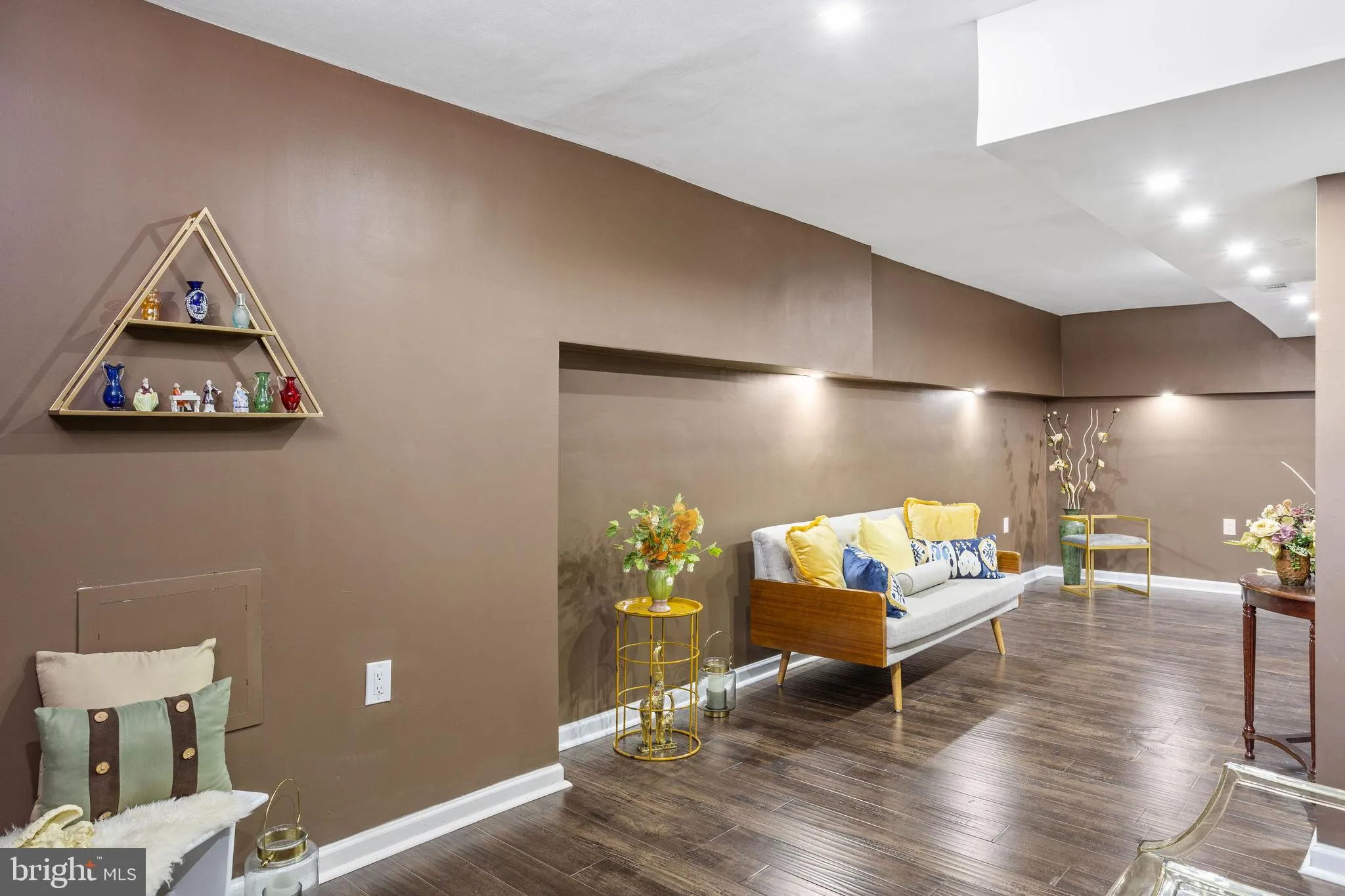 Pine Hill, New Jersey 08021, United States, 4 Bedrooms Bedrooms, ,3 BathroomsBathrooms,Residential,Contingent,19208