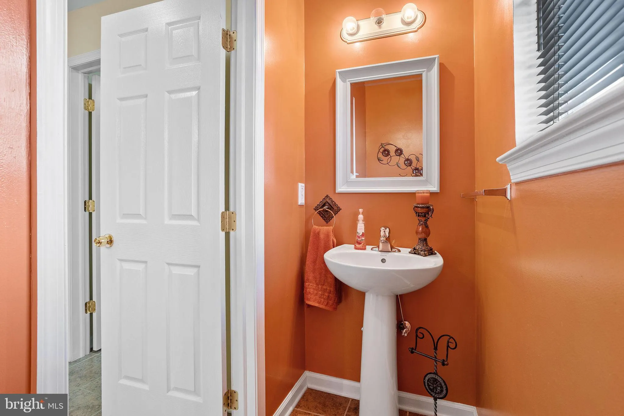 Pine Hill, New Jersey 08021, United States, 4 Bedrooms Bedrooms, ,3 BathroomsBathrooms,Residential,Contingent,19208