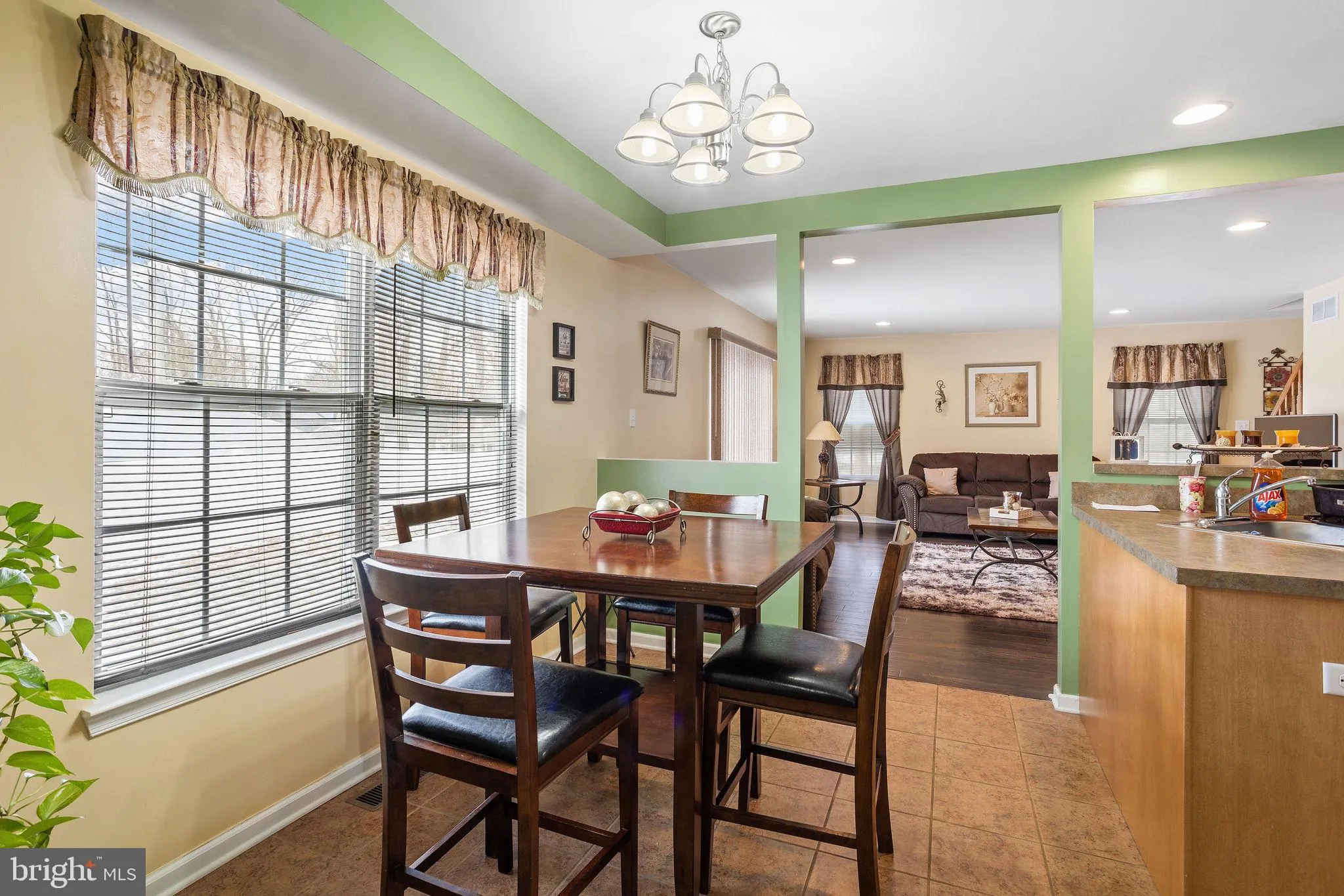 Pine Hill, New Jersey 08021, United States, 4 Bedrooms Bedrooms, ,3 BathroomsBathrooms,Residential,Contingent,19208